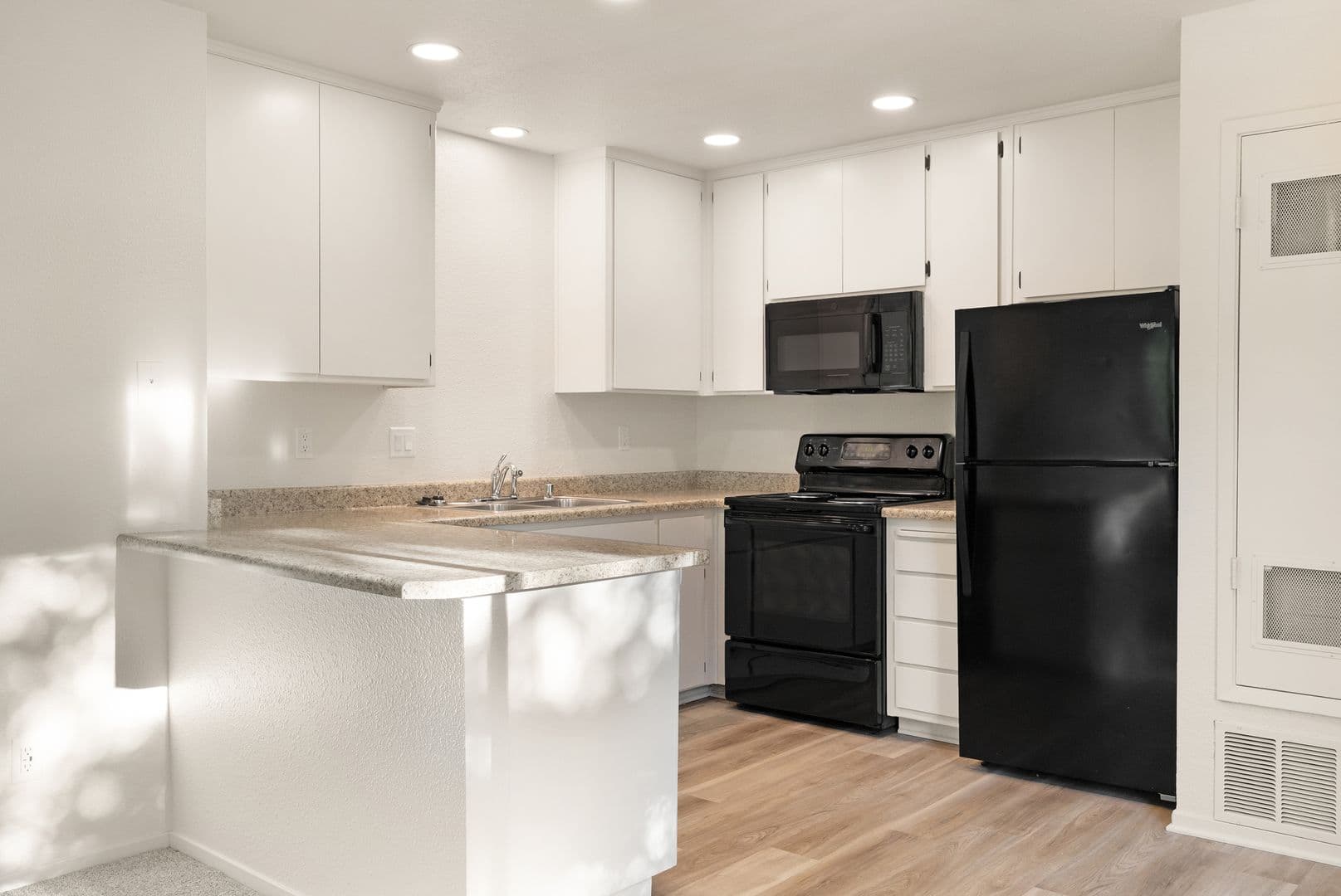 Chico Apartment: 1661 Forest Avenue