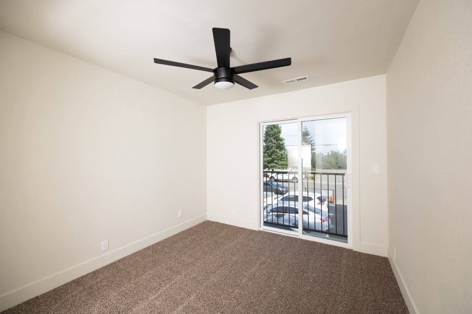 Redding Apartment: 170 Masonic Ave