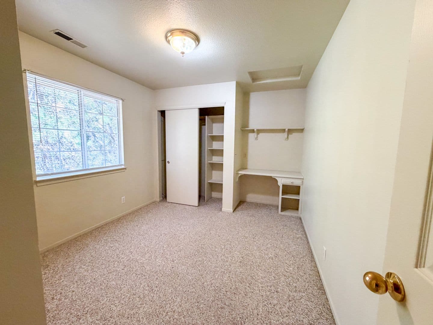 Forest Ranch House: 4896 Chateau Way