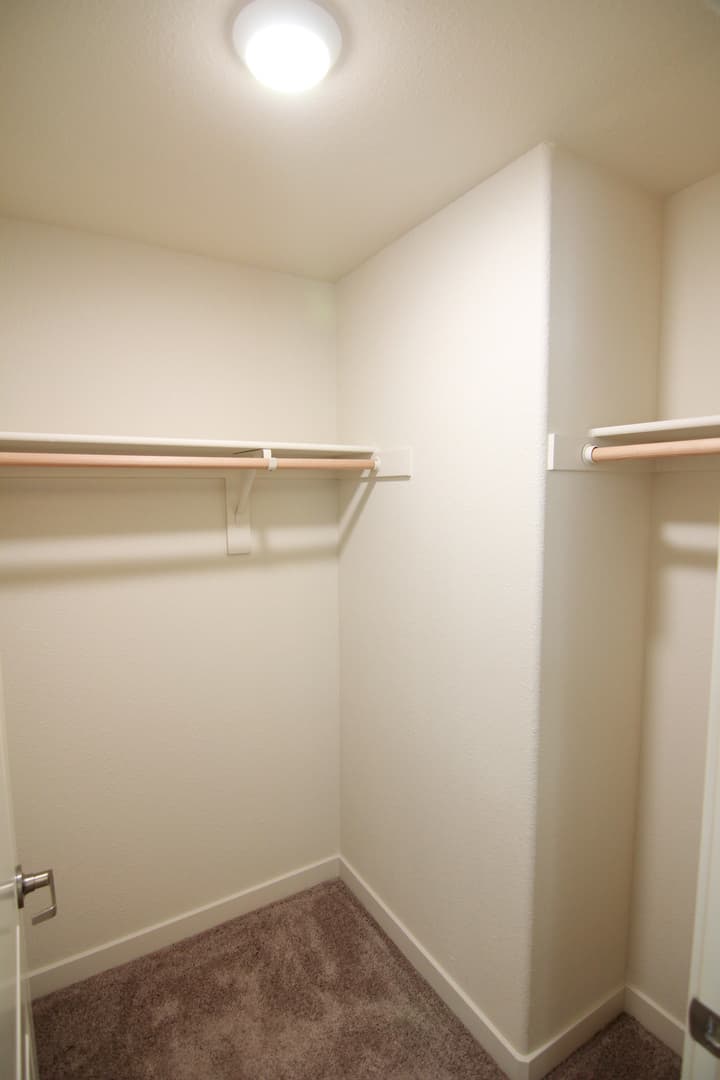 Chico Apartment: 1080 E. Lassen Avenue