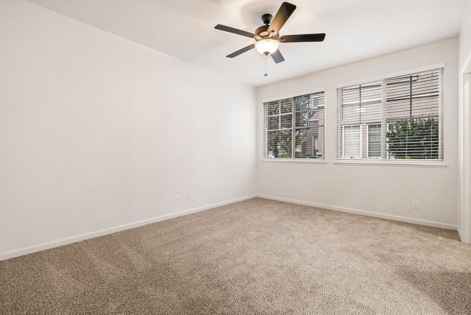 Chico Apartment: 100 Sterling Oaks Drive