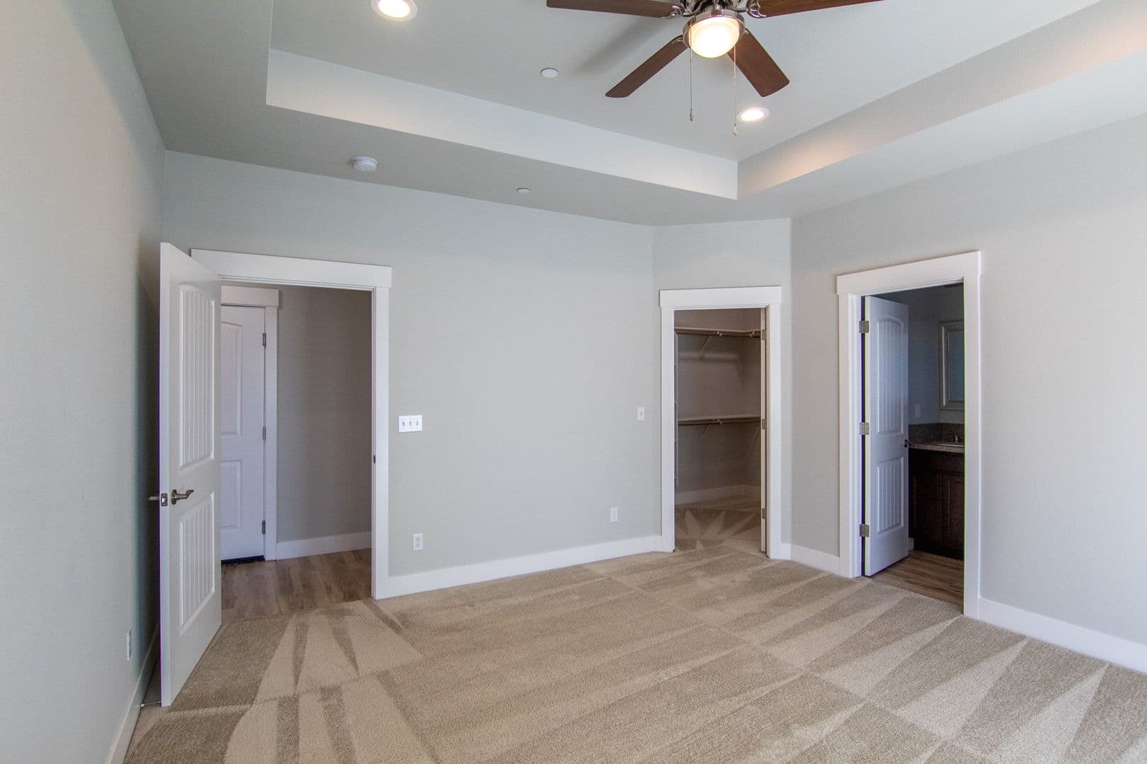 Redding House: 6053 Fallworth Drive