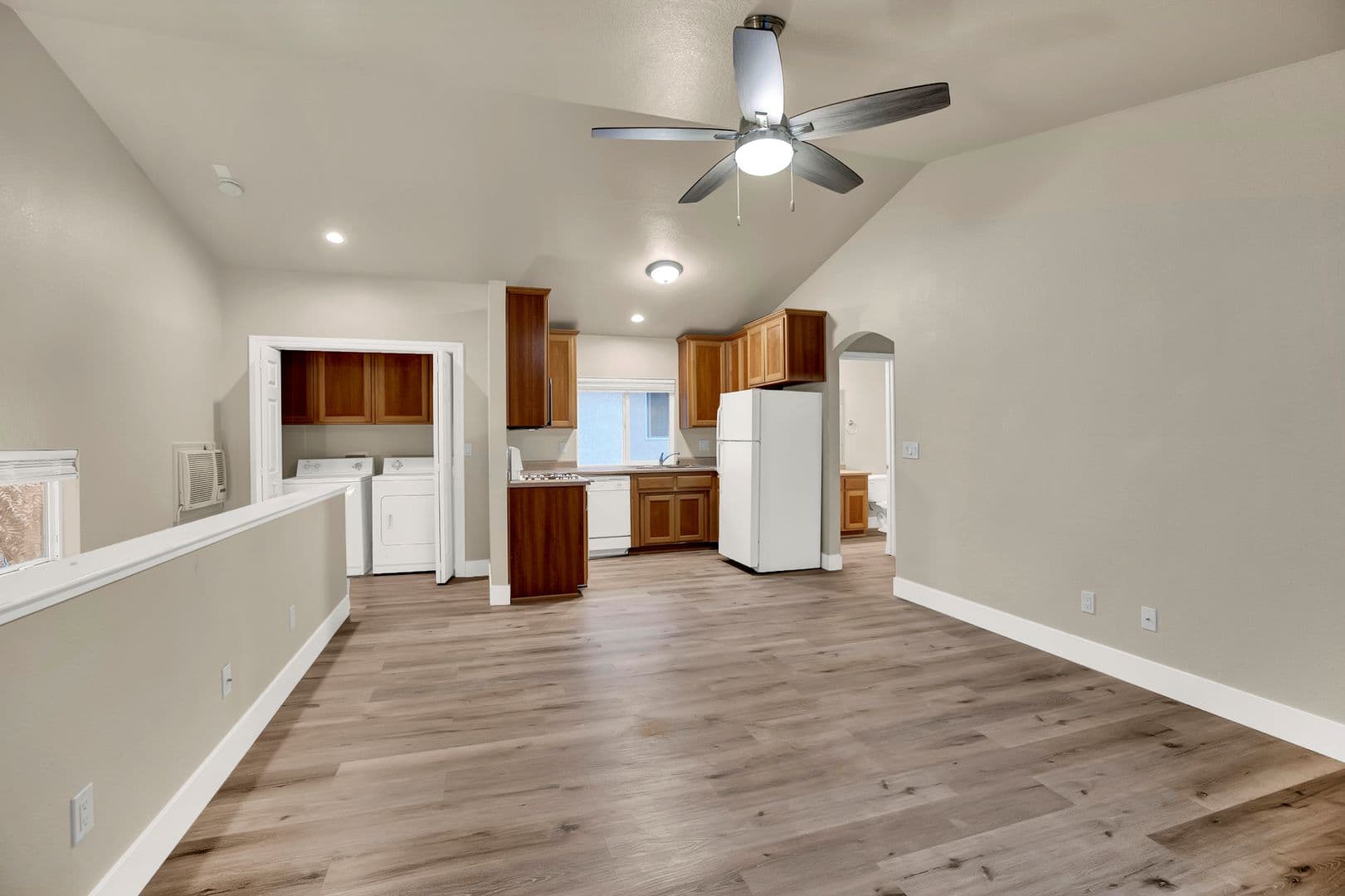 Chico Apartment: 1151-1157 E. 9th St.