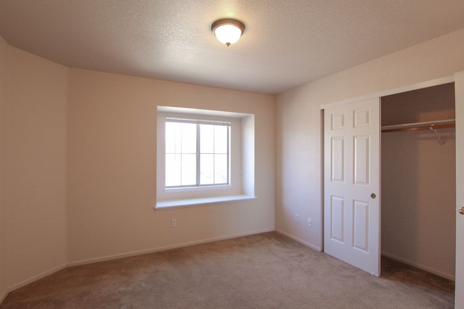 Redding Apartment: 1160 Burton Drive