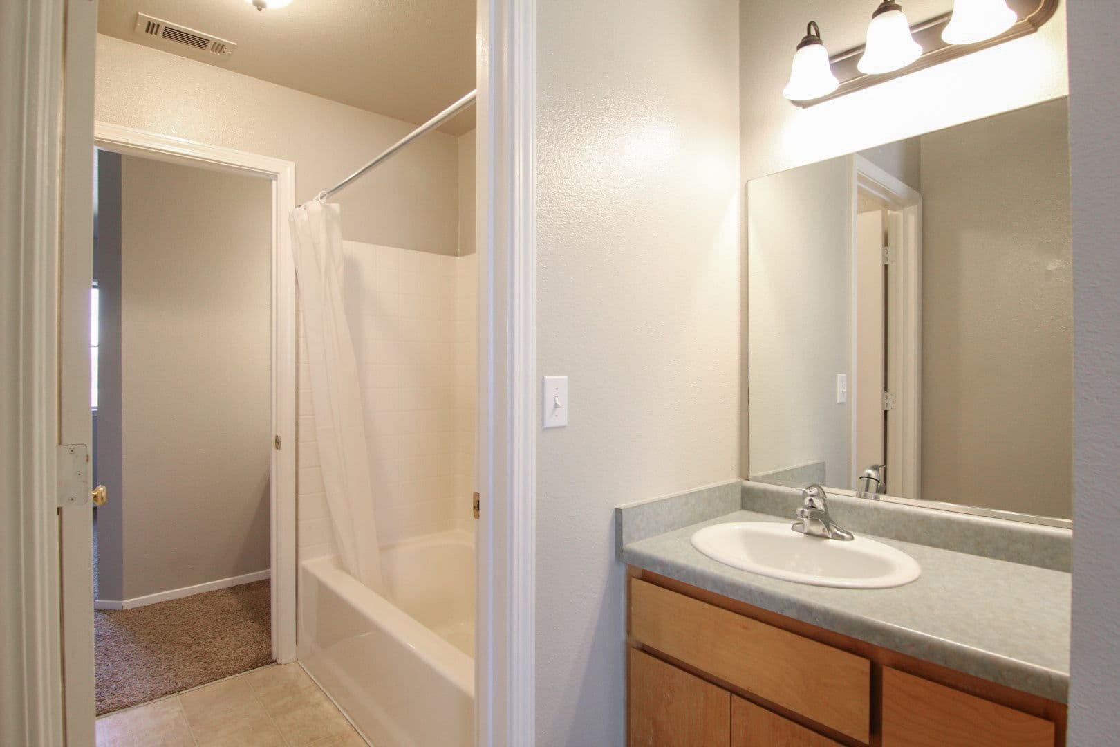 Redding Apartment: 1381 Serrano Place