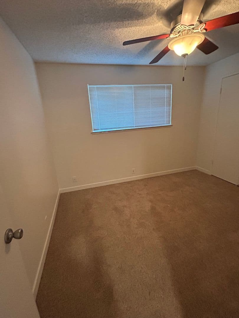 Chico Apartment: 390 Rio Lindo Avenue