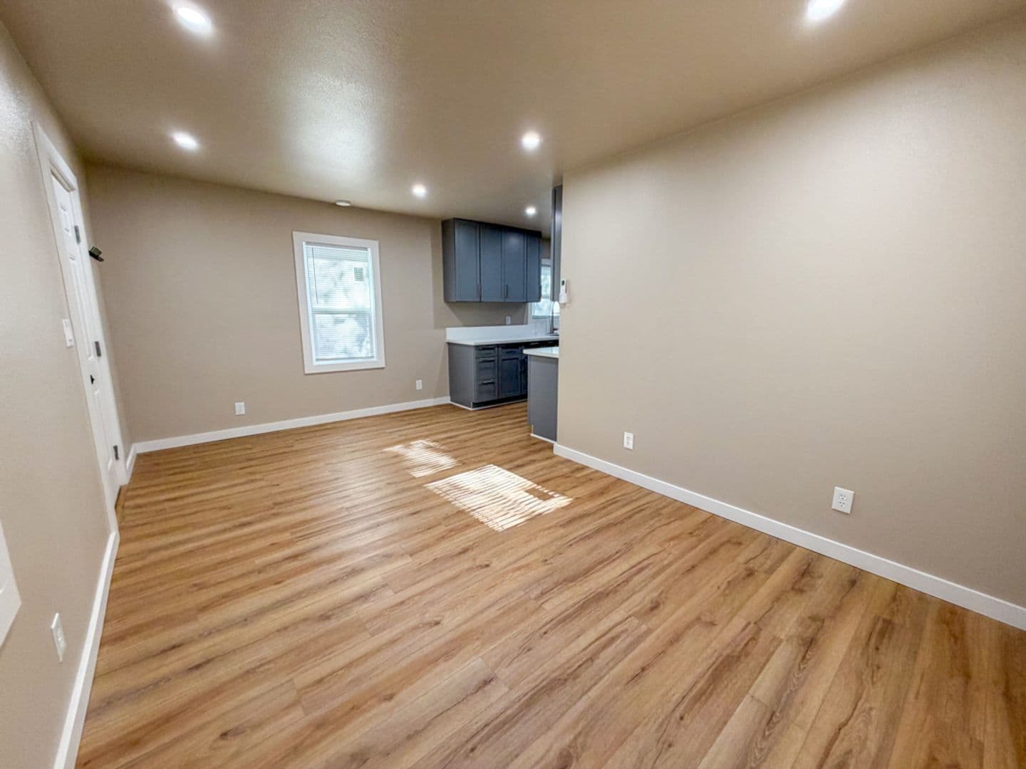Chico House: 728 Flume St