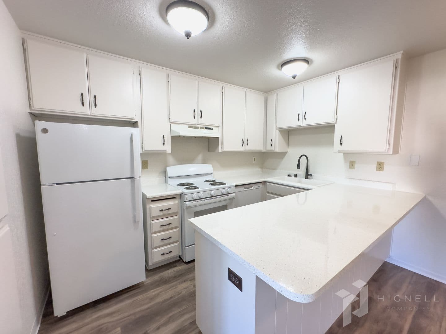 Oroville Apartment: 76-85 Tuscan Villa Dr.