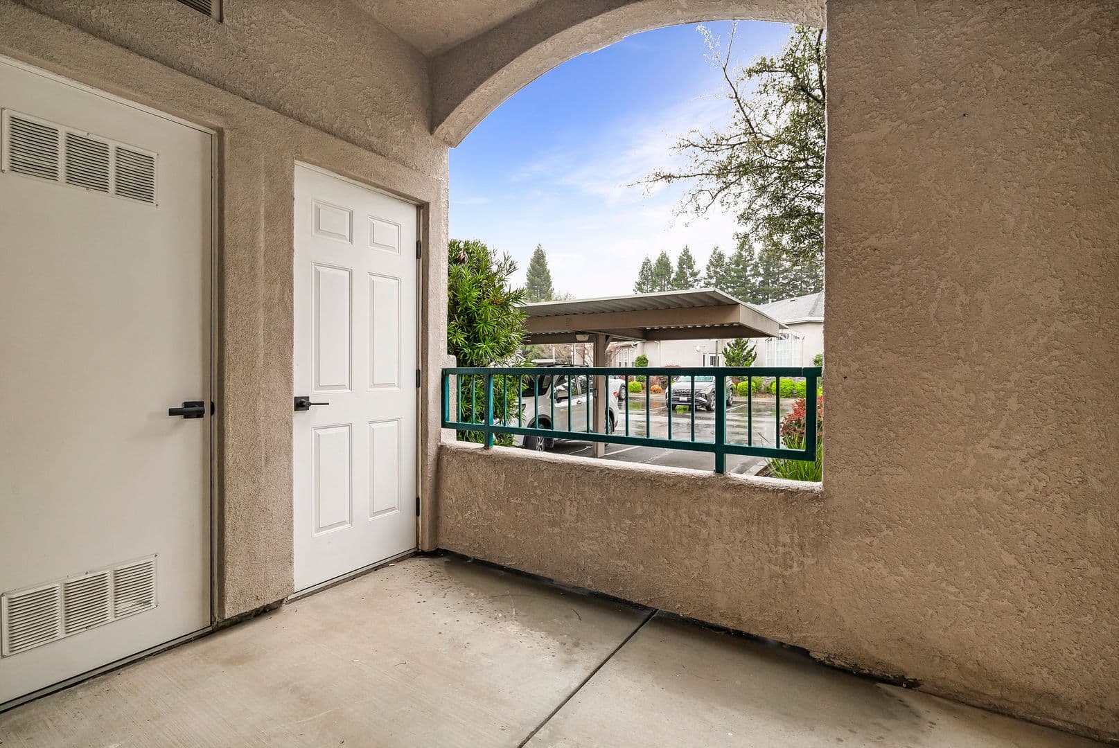 Chico Apartment: 100 Sterling Oaks Drive