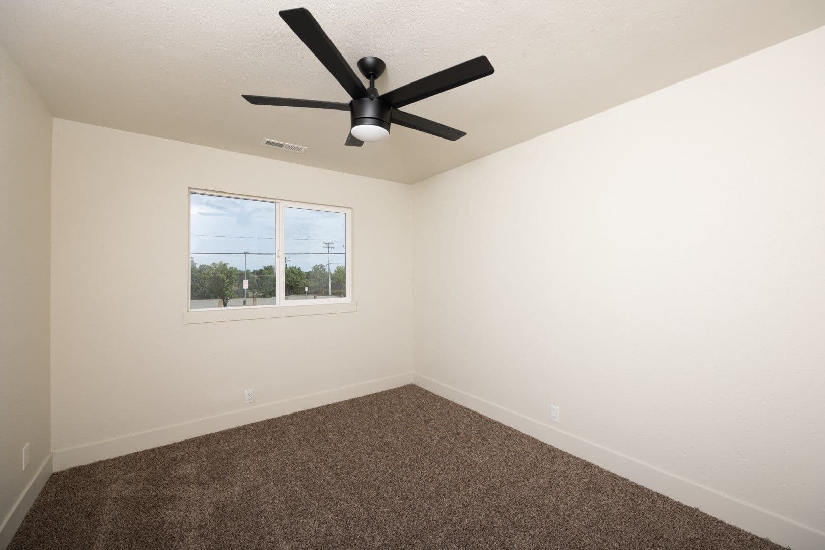 Redding Apartment: 170 Masonic Ave