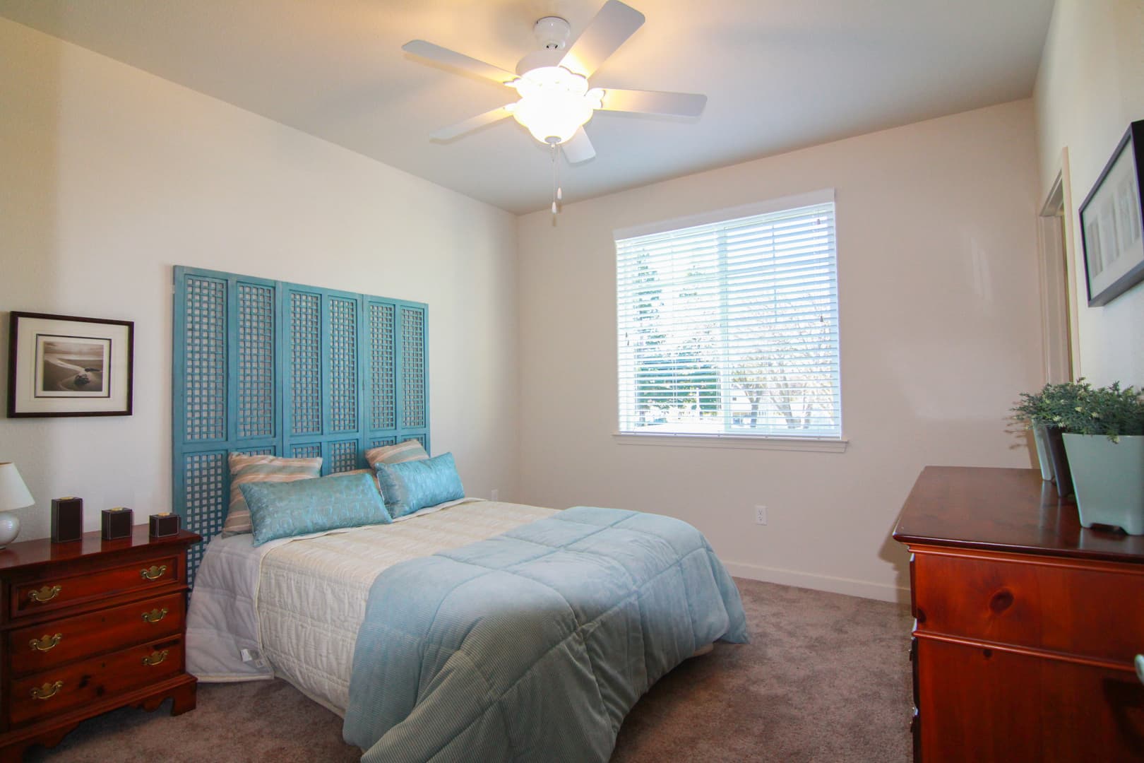 Chico Apartment: 1080 E. Lassen Avenue
