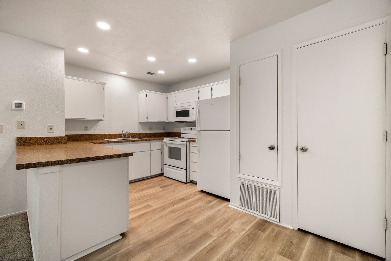 Chico Apartment: 2060 Amanda Way