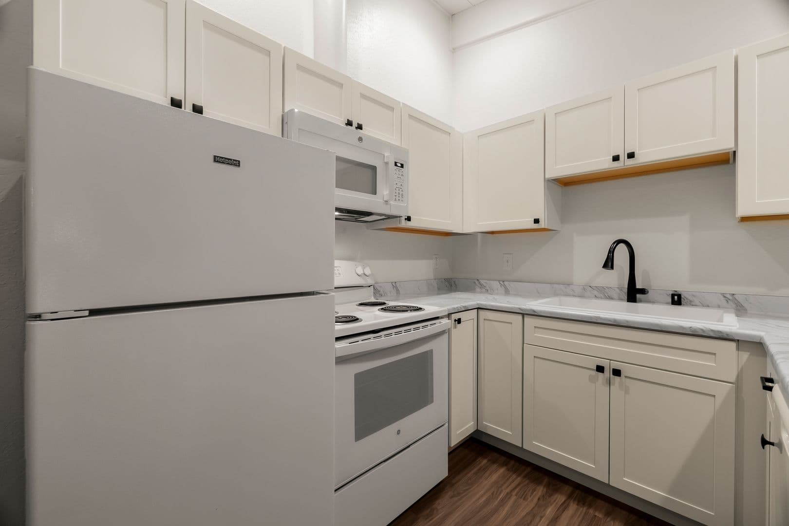 Chico Apartment: 1565 N. Cherry Street