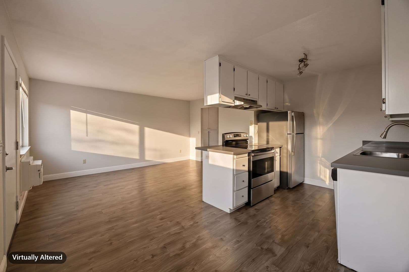 Woodland Apartment: 404 W. Cross St.