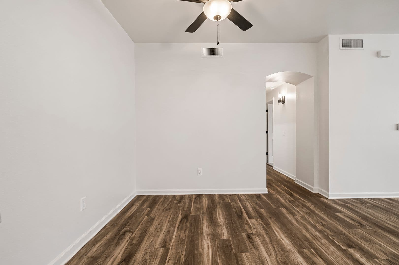 Chico Apartment: 100 Sterling Oaks Drive