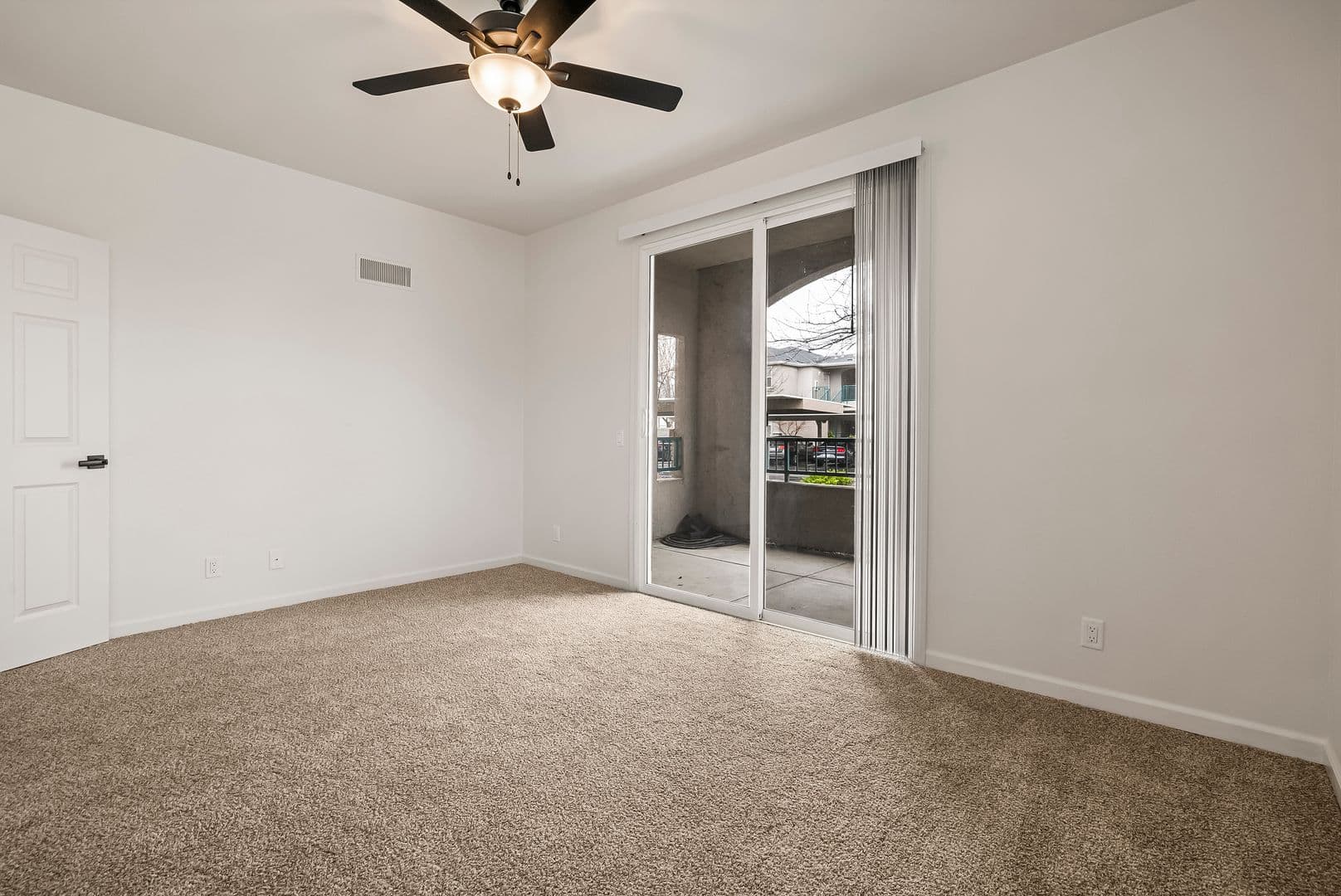 Chico Apartment: 100 Sterling Oaks Drive