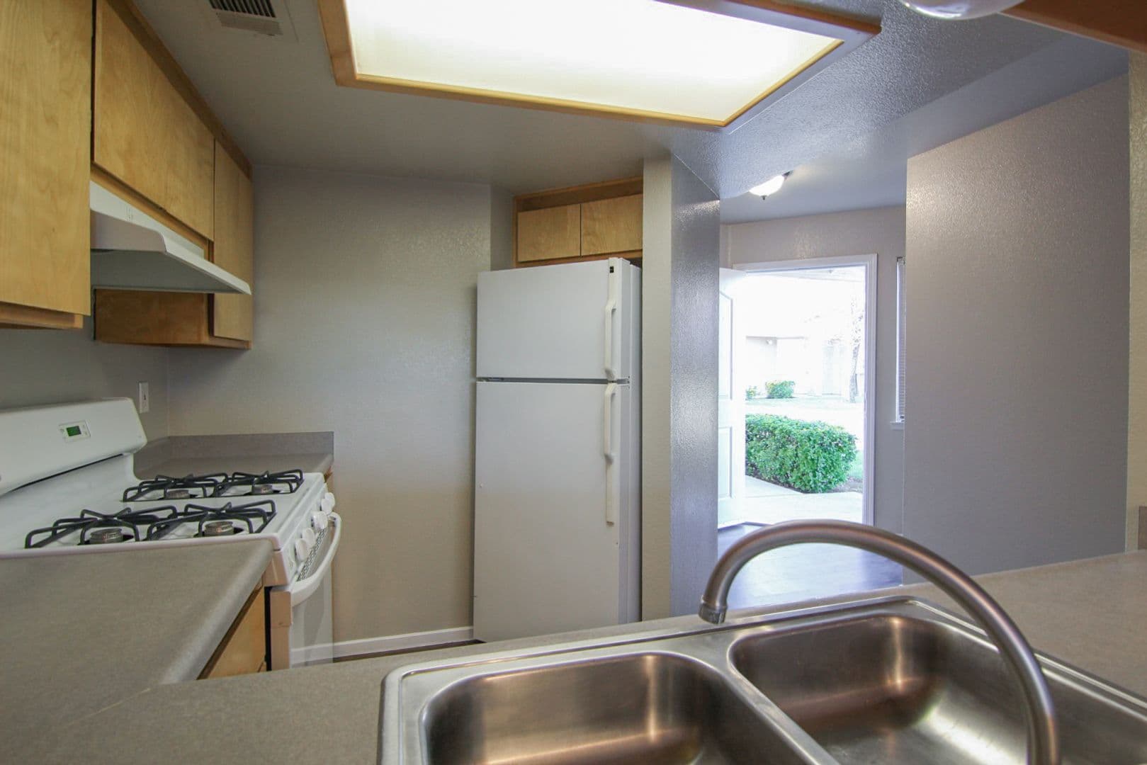 Redding Apartment: 1381 Serrano Place