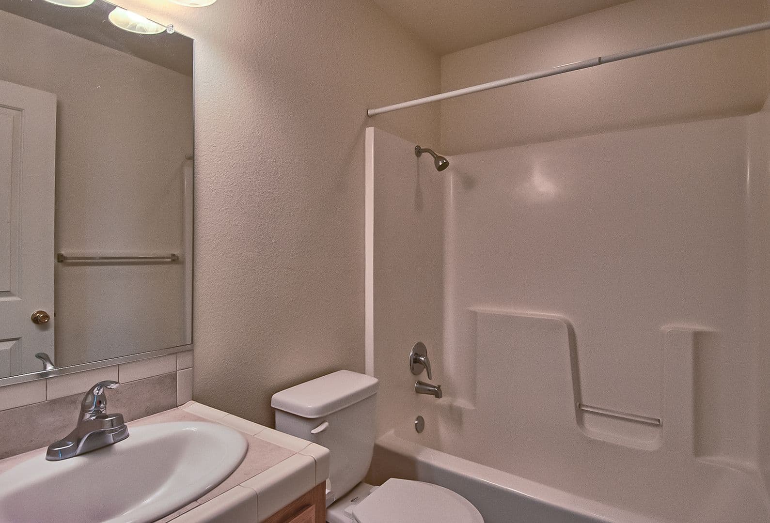 Chico Apartment: 3365 Bodero Lane
