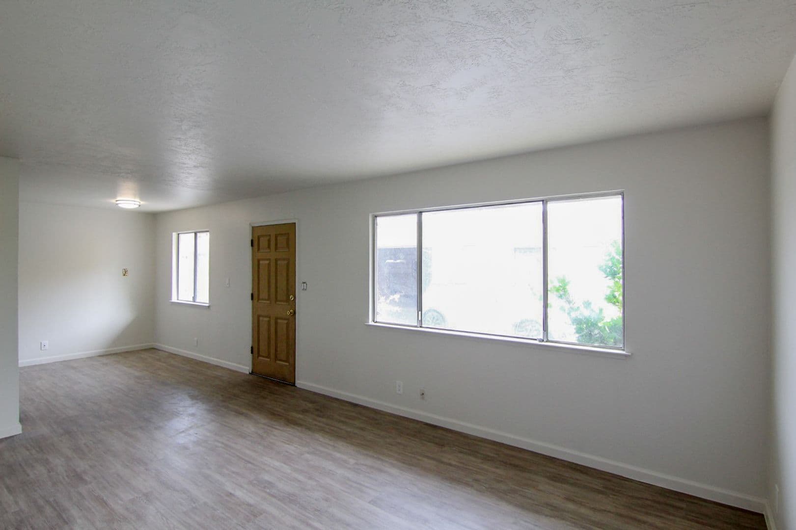 Redding Apartment: 2759/2763 Hawn Ave.