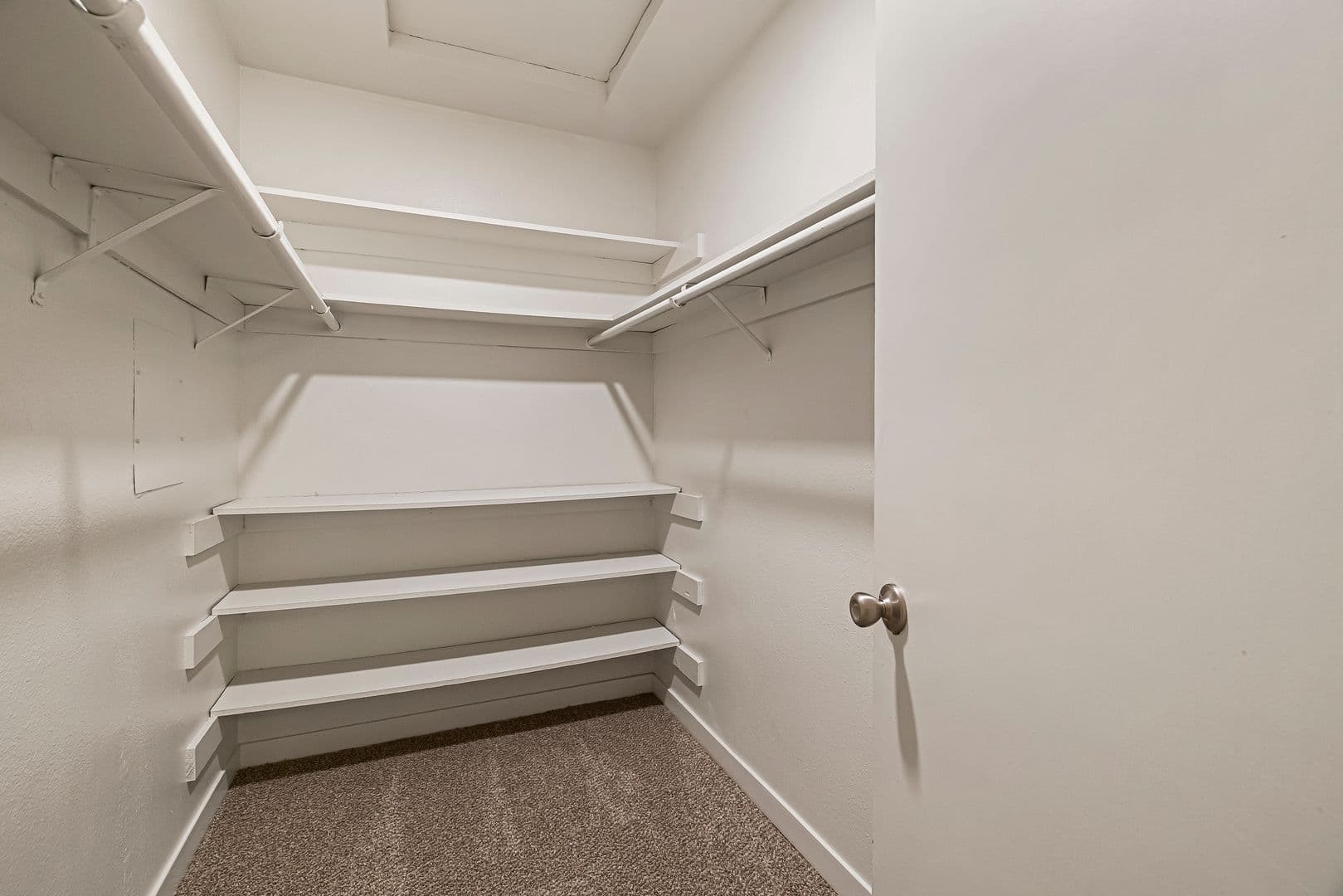 Chico Apartment: 390 Rio Lindo Avenue