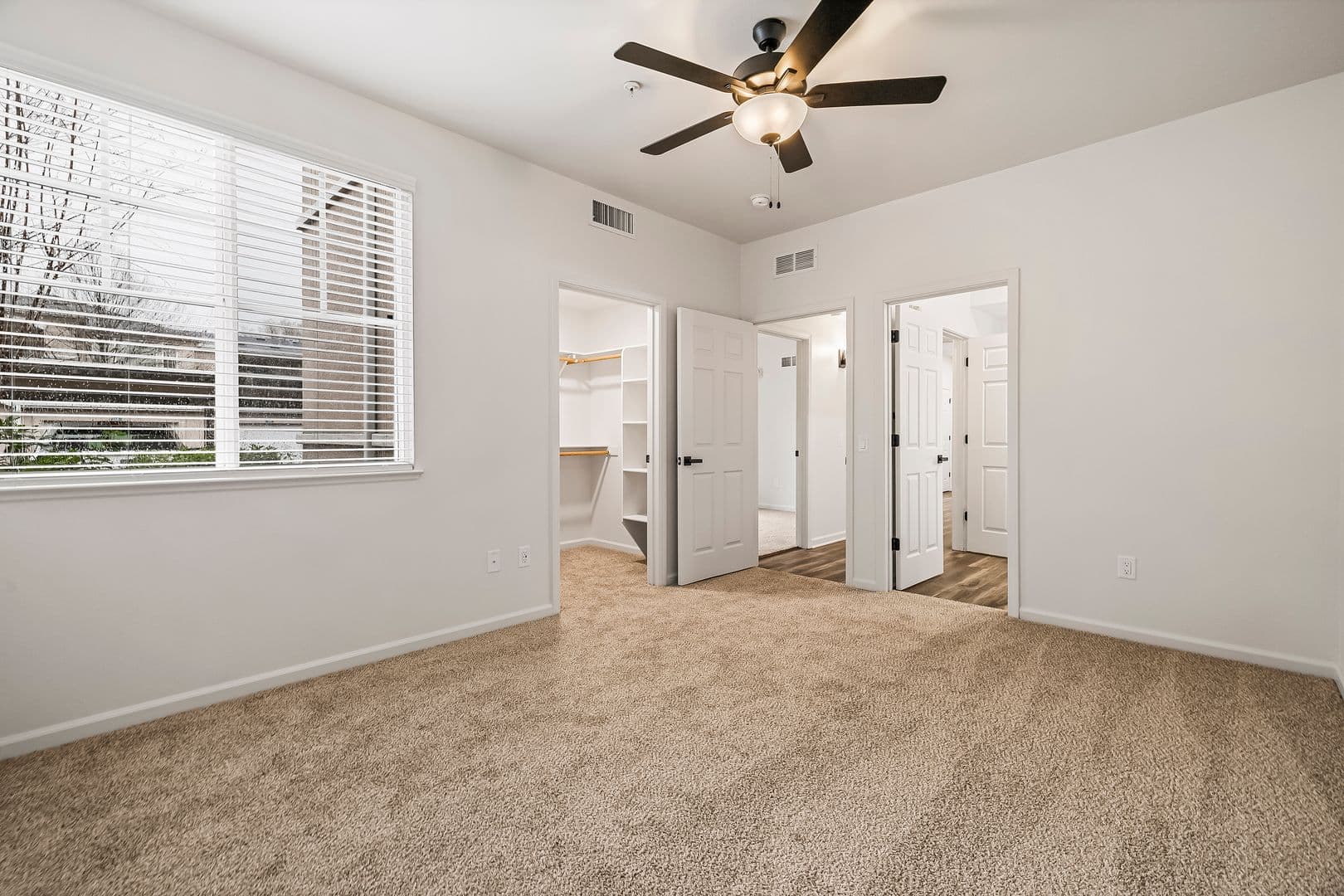 Chico Apartment: 100 Sterling Oaks Drive