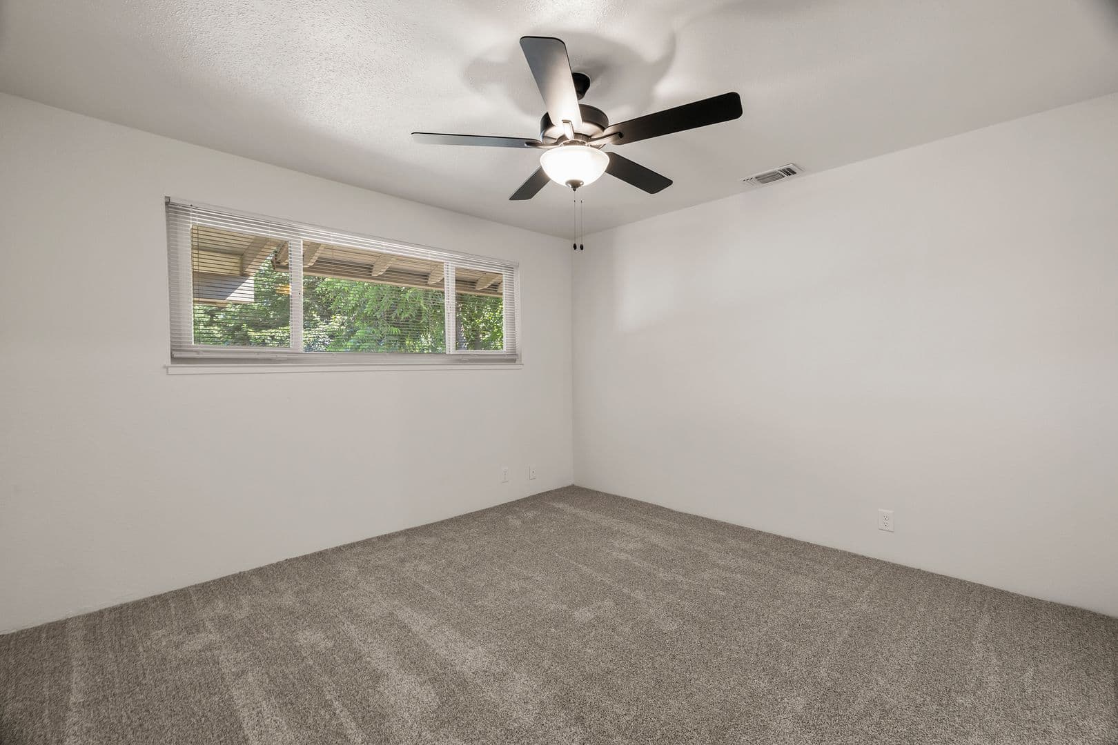 Chico Apartment: 1565 N. Cherry Street