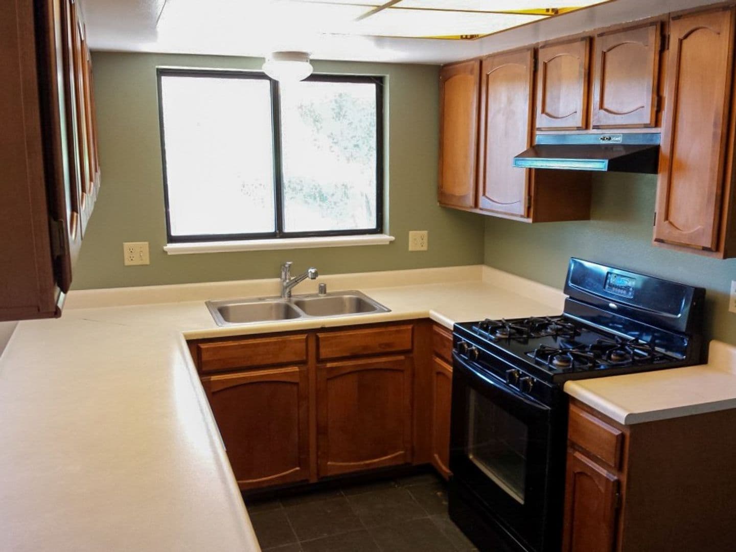 Redding House: 1757 Kildare Drive