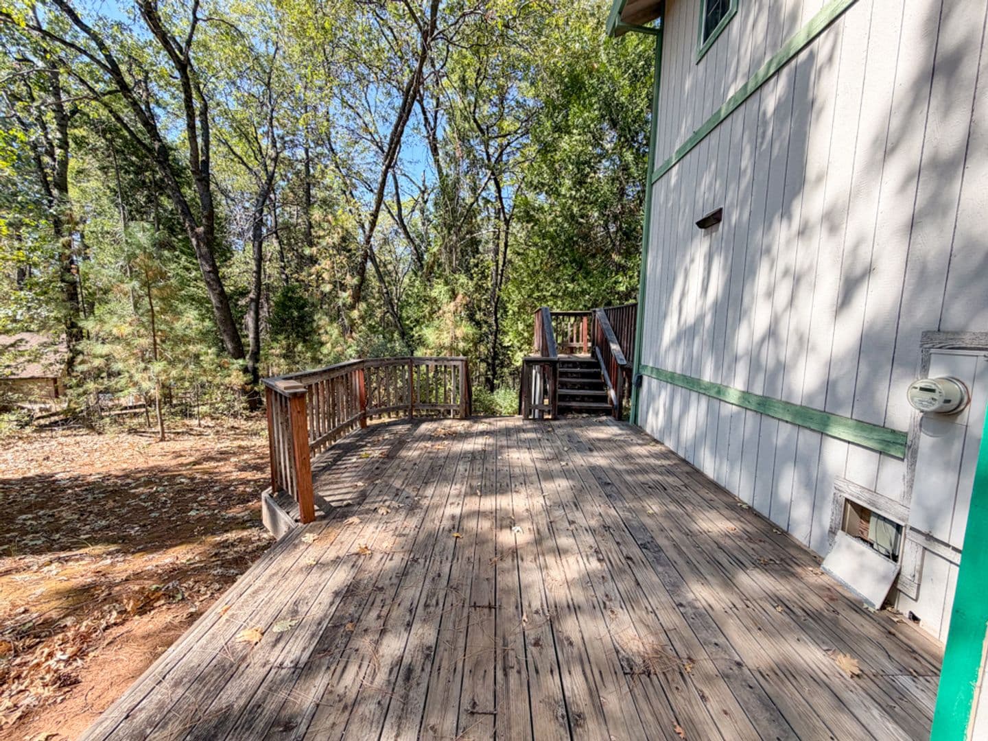 Forest Ranch House: 4896 Chateau Way