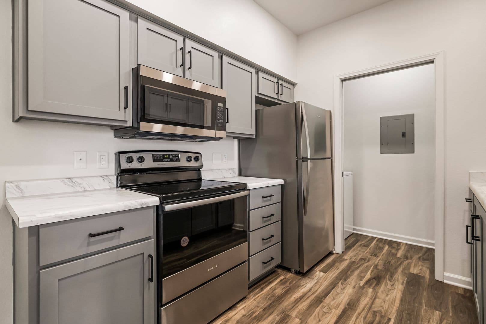 Chico Apartment: 100 Sterling Oaks Drive
