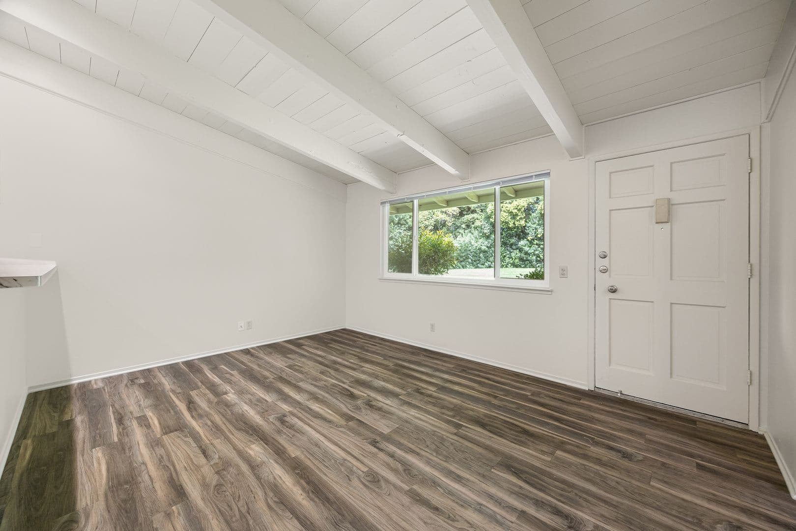 Chico Apartment: 1080 E. Lassen Avenue