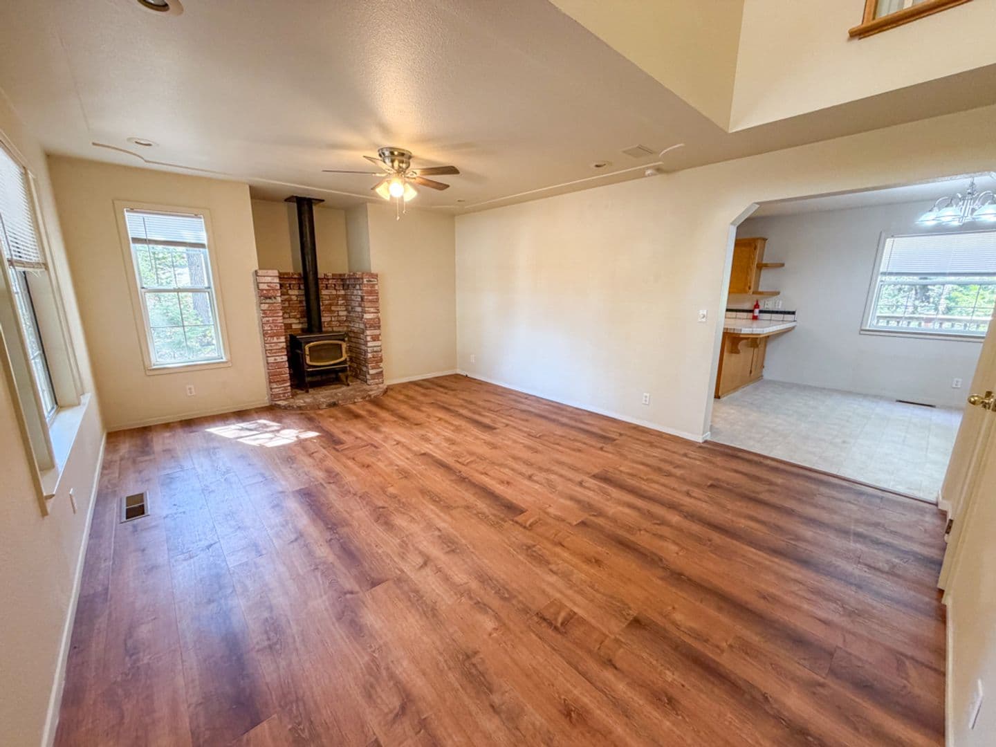 Forest Ranch House: 4896 Chateau Way