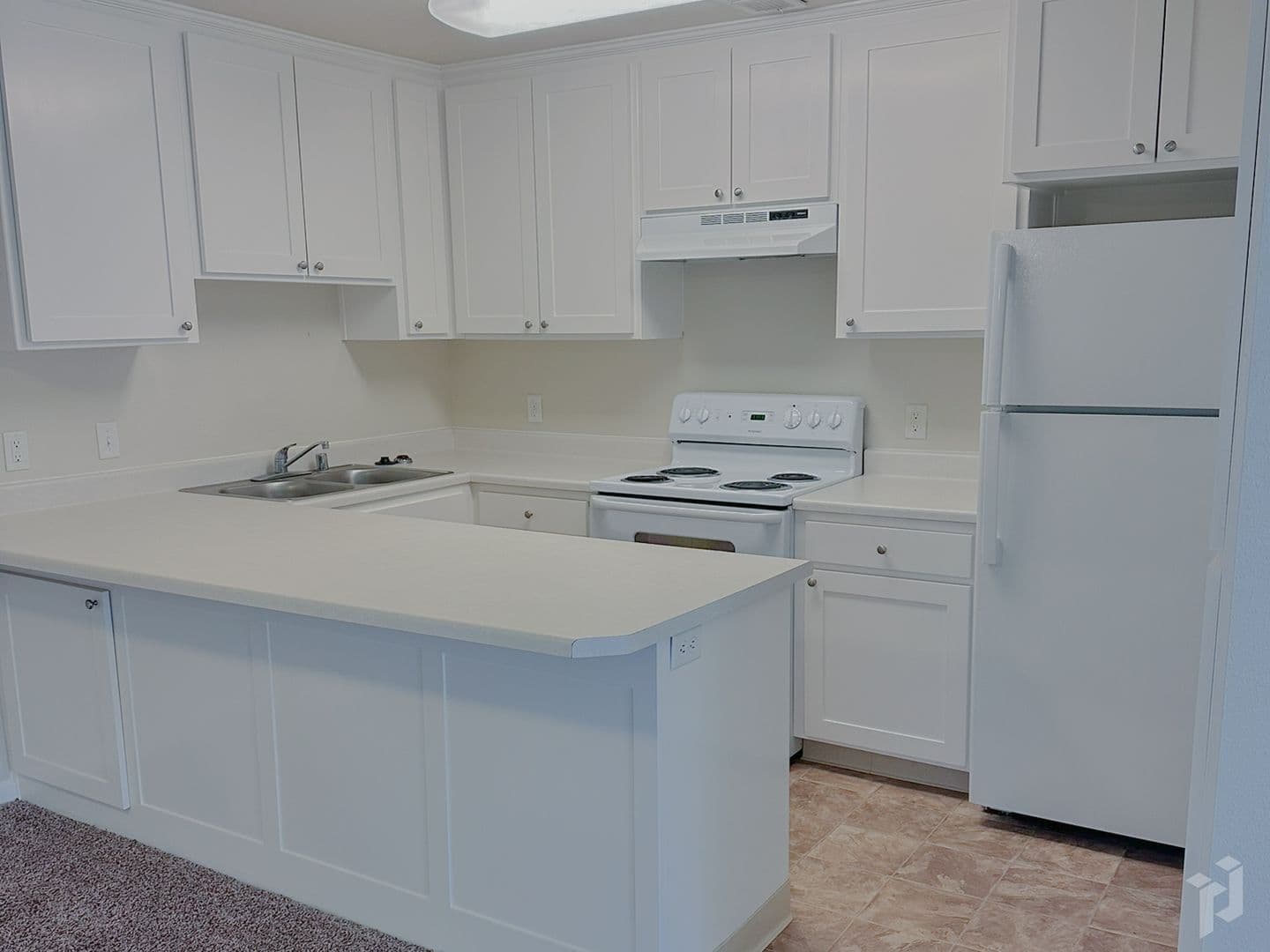 Oroville Apartment: 76-85 Tuscan Villa Dr.