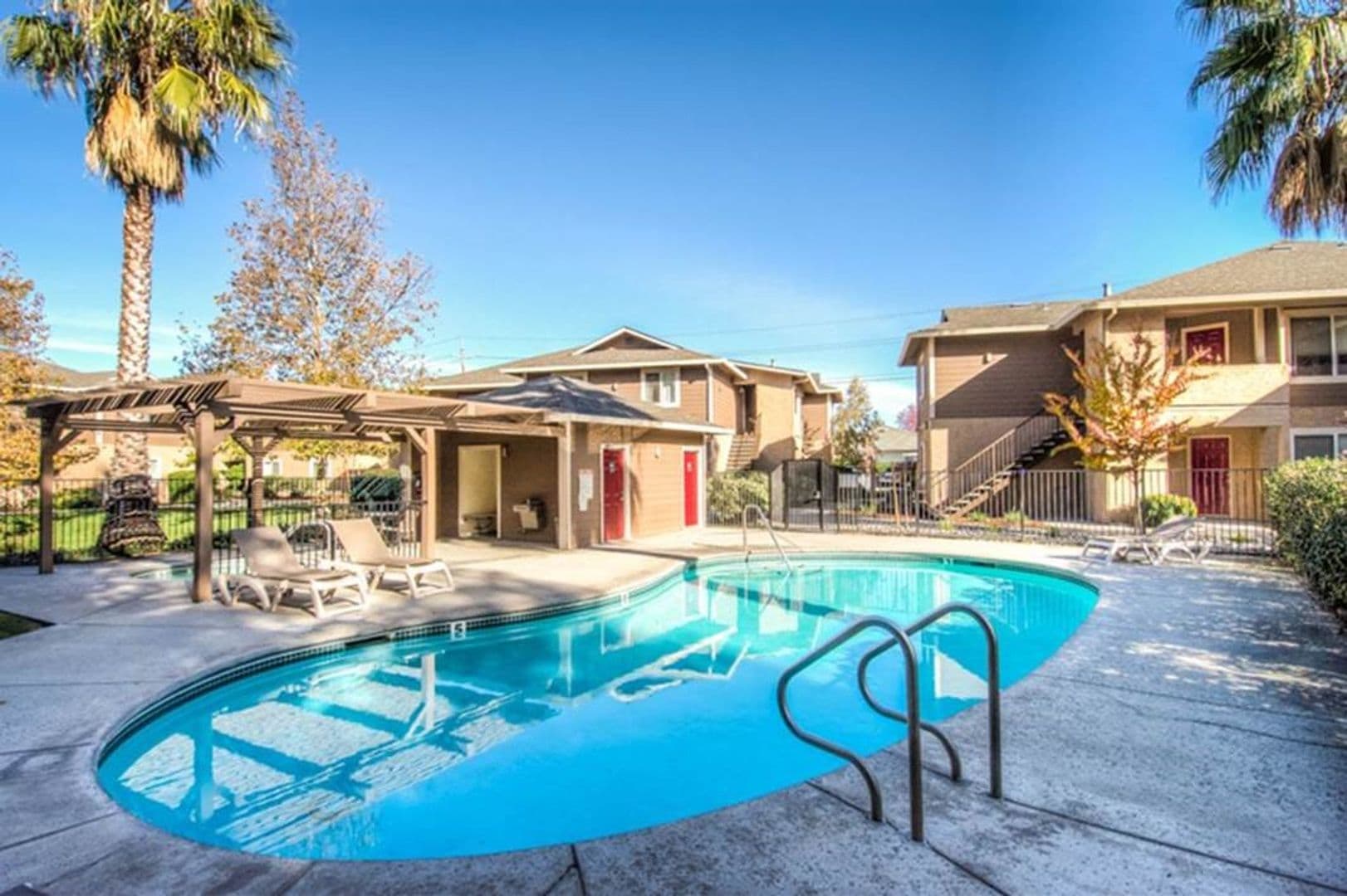 Chico Apartment: 2002 Huntington Dr