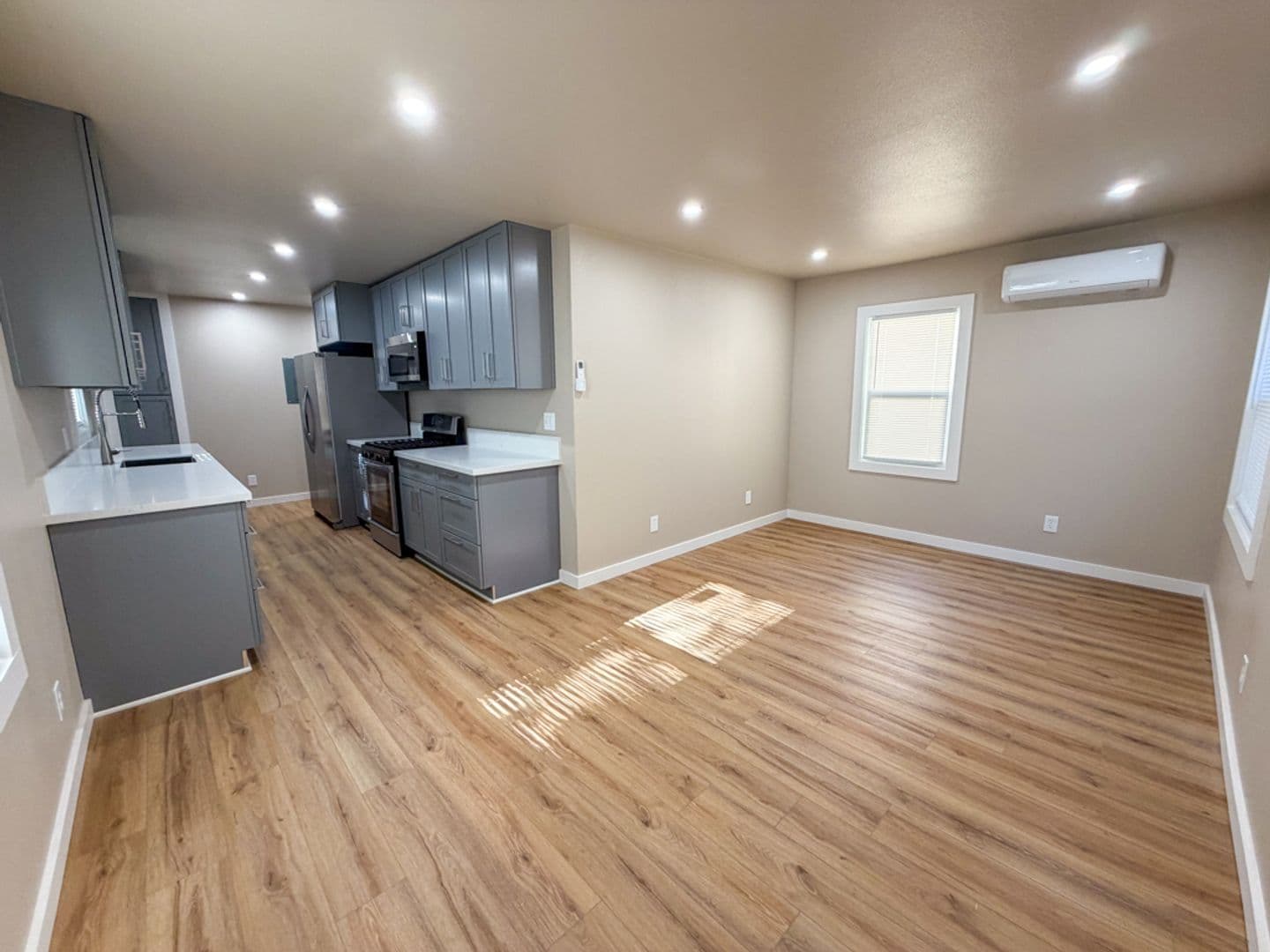 Chico House: 728 Flume St