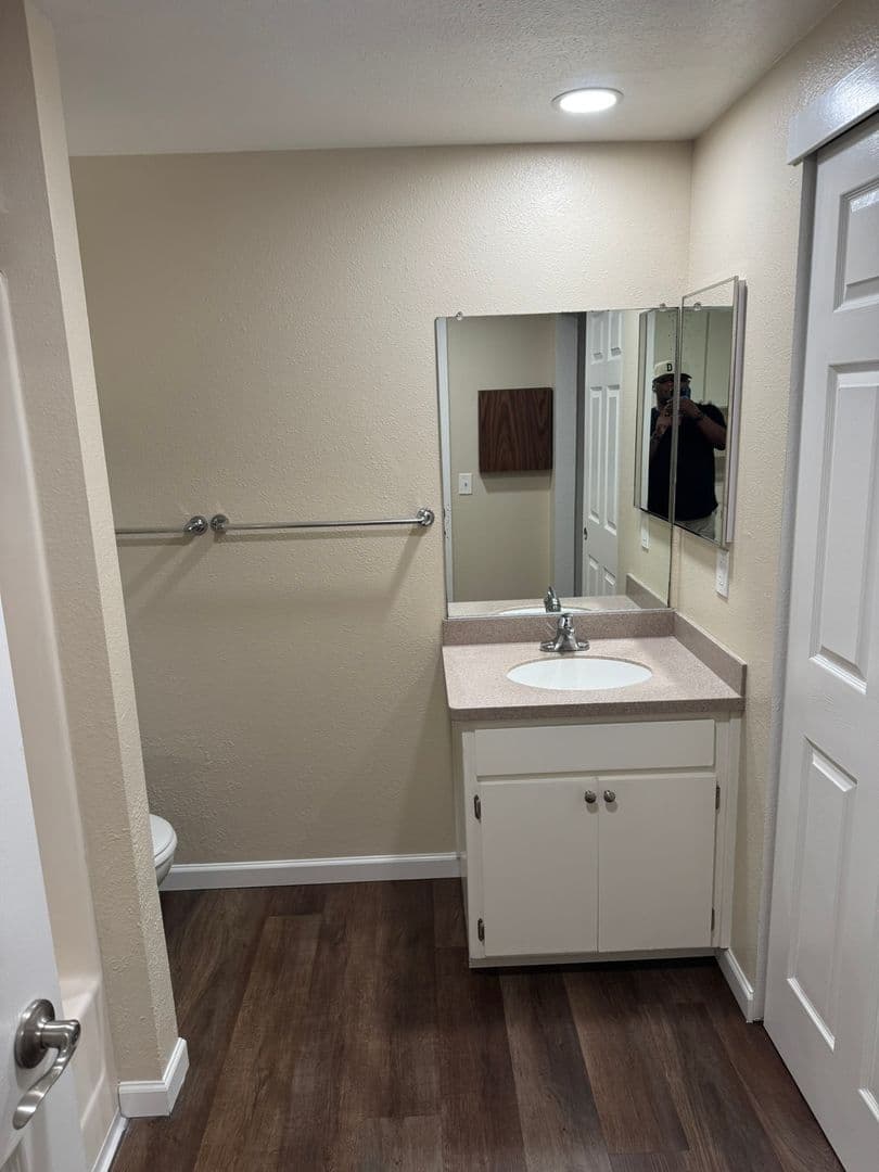 Chico Apartment: 1459 East Lassen Avenue,