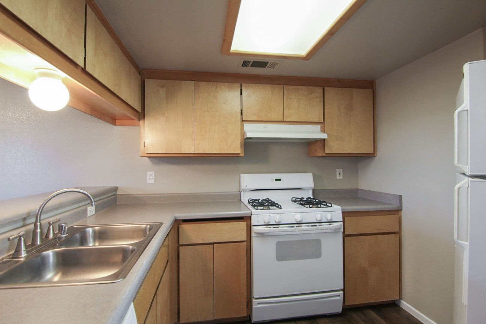 Redding Apartment: 1381 Serrano Place