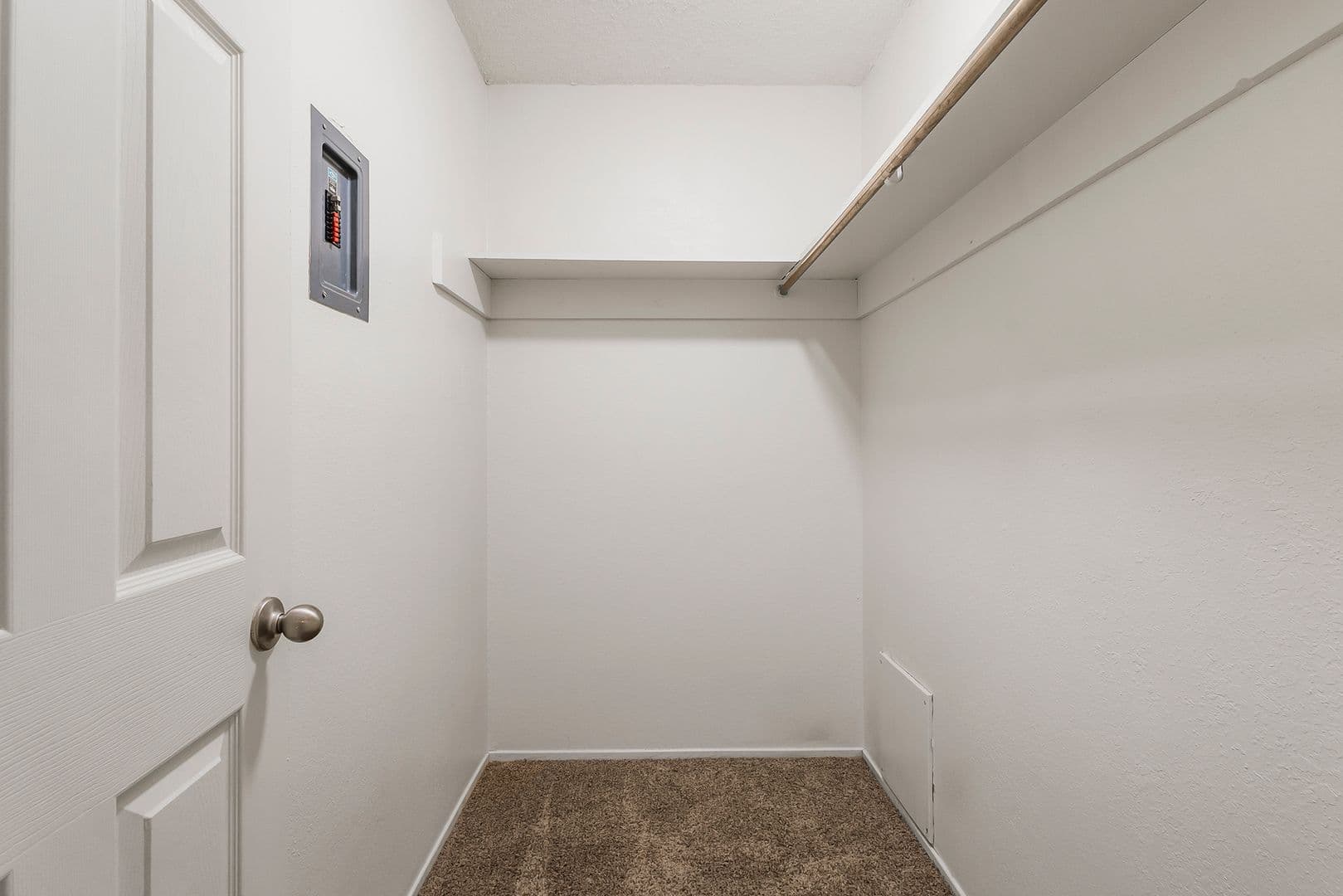 Chico Apartment: 348 W Sacramento Ave