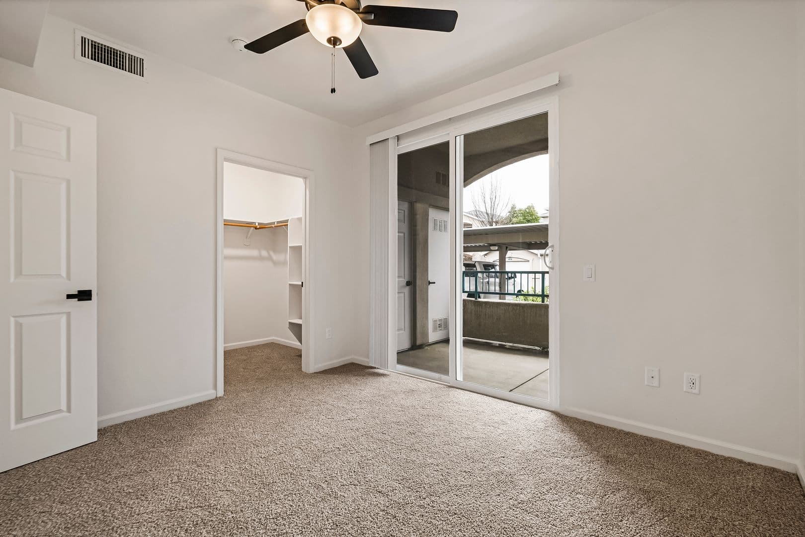 Chico Apartment: 100 Sterling Oaks Drive