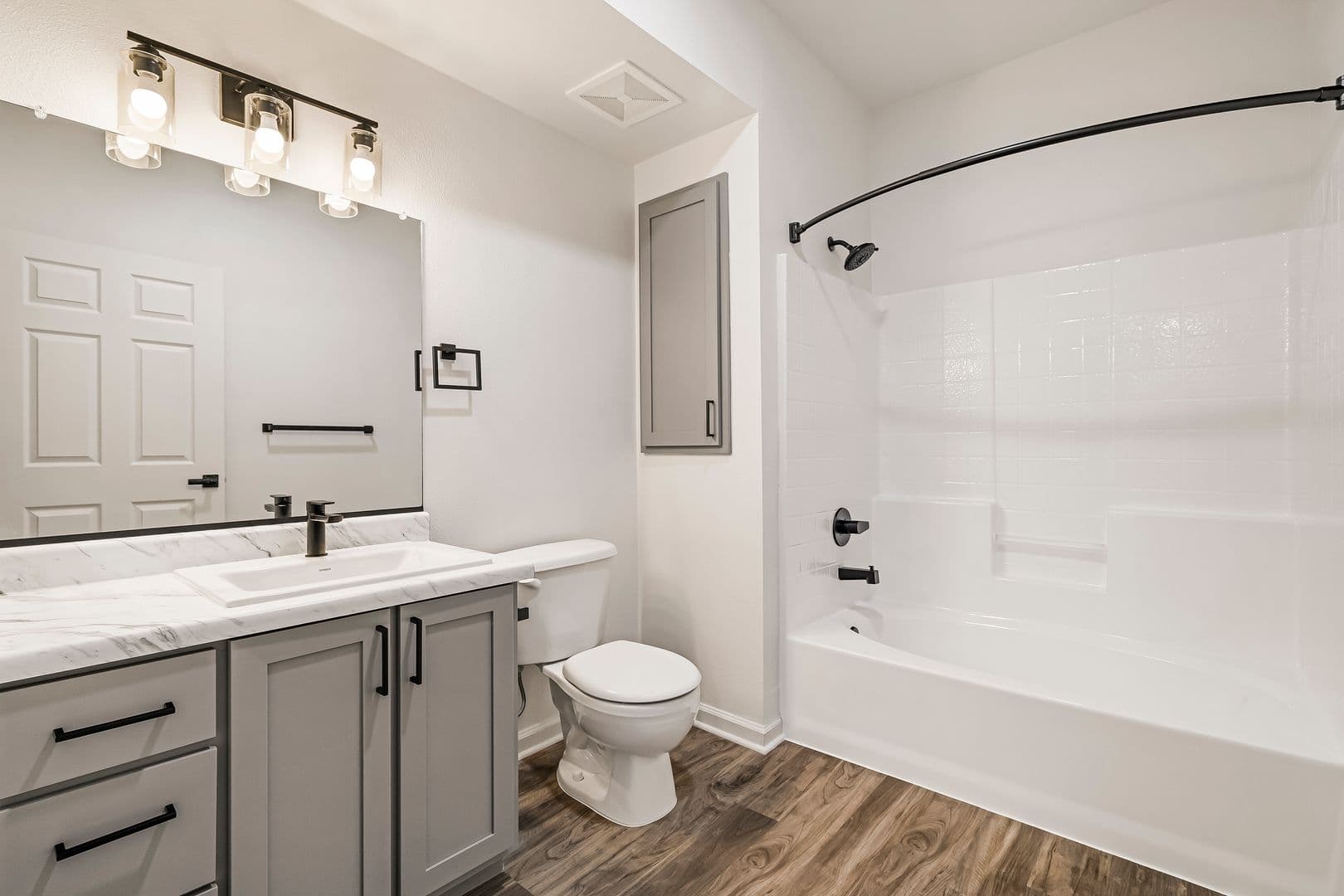 Chico Apartment: 100 Sterling Oaks Drive