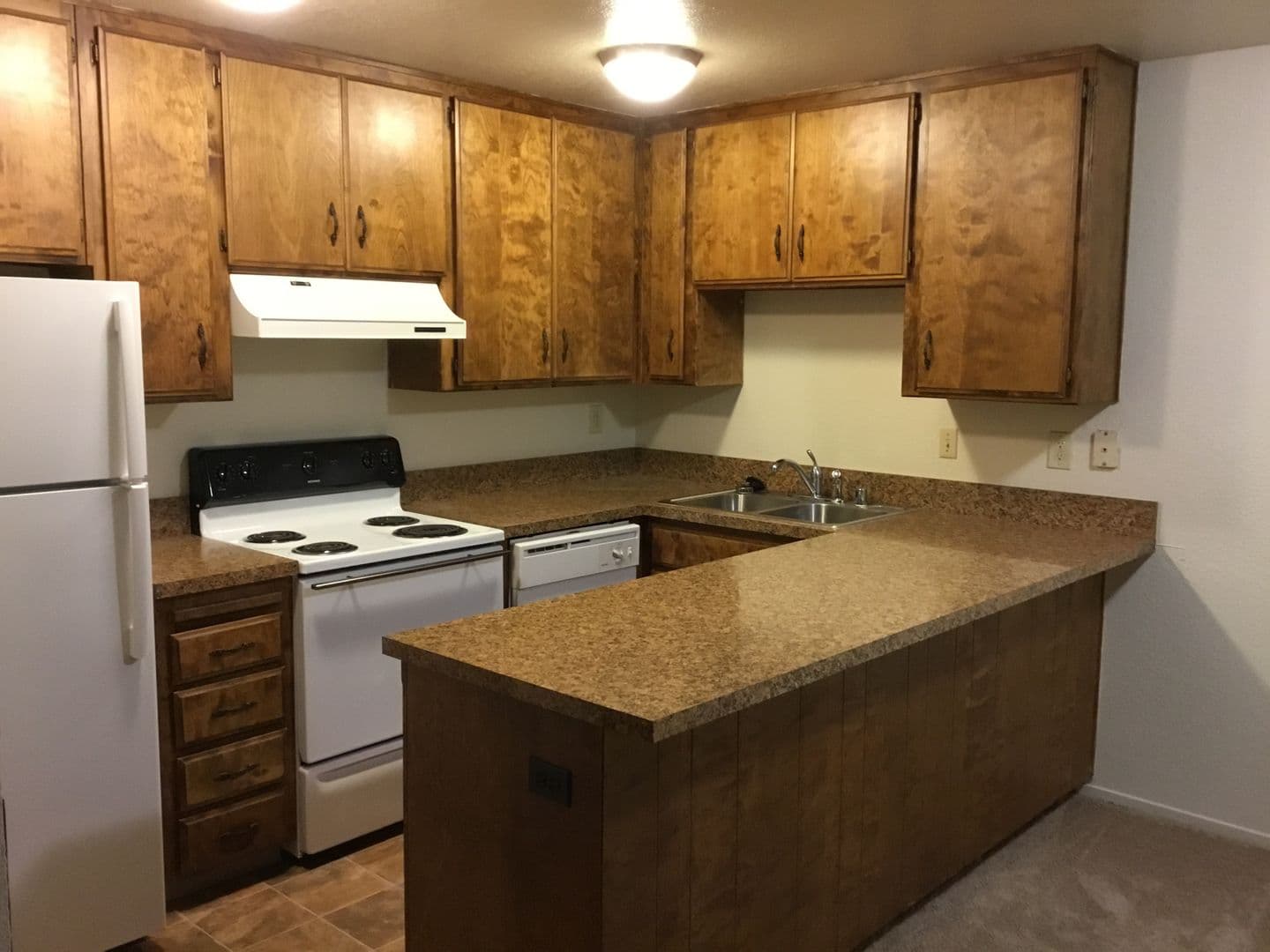 Oroville Apartment: 76-85 Tuscan Villa Dr.