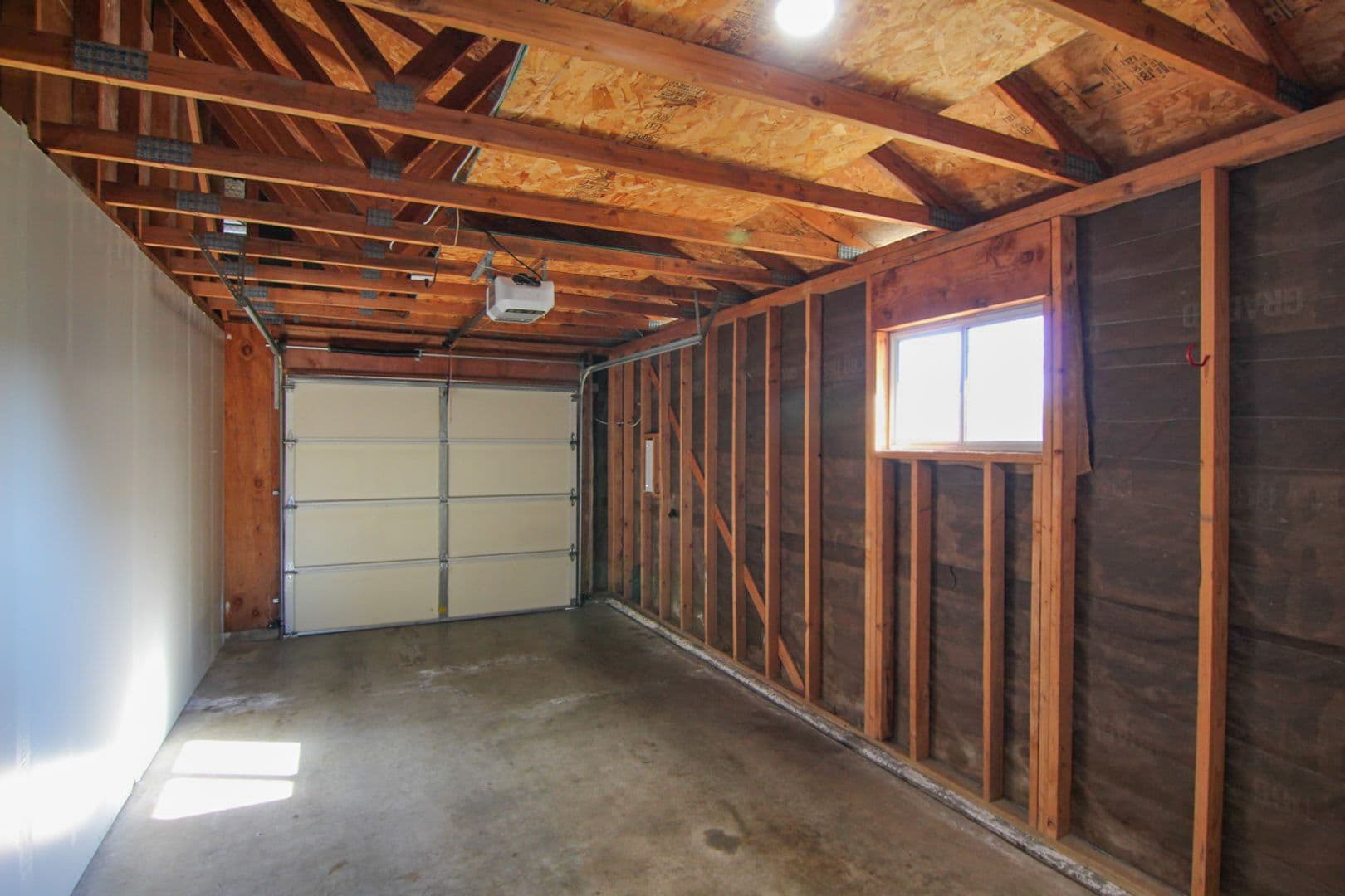 Redding Apartment: 1160 Burton Drive