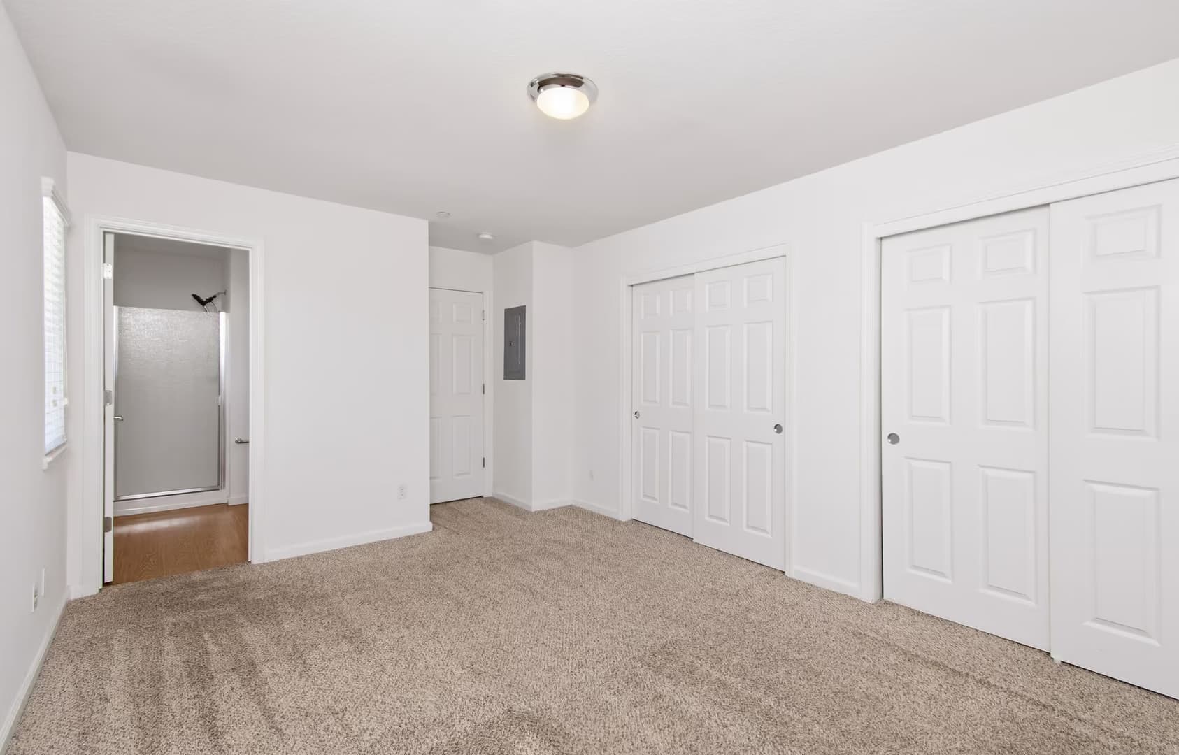Sacramento Apartment: 5497 Carlson Dr