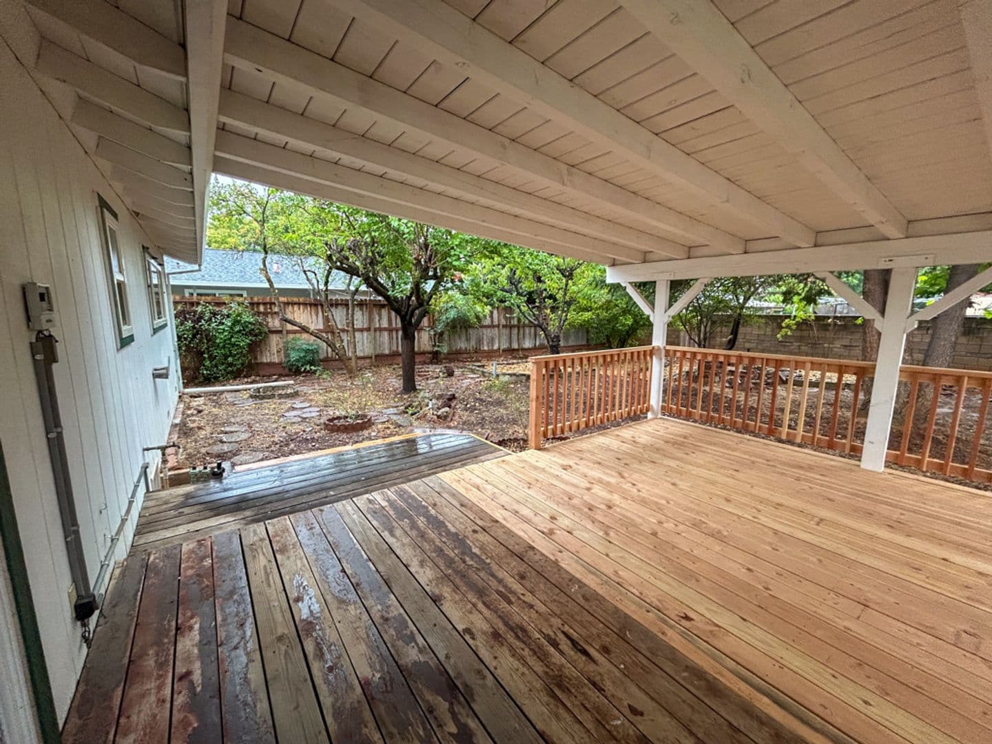Redding House: 737 Estate St