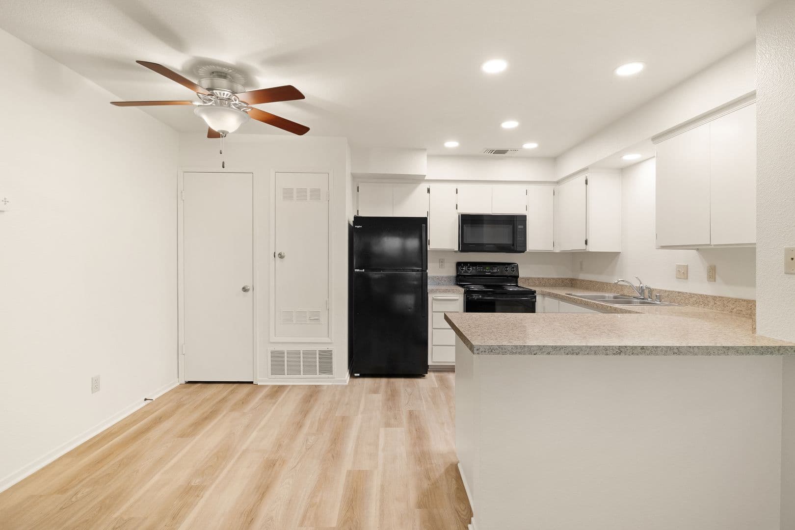 Chico Apartment: 1661 Forest Avenue