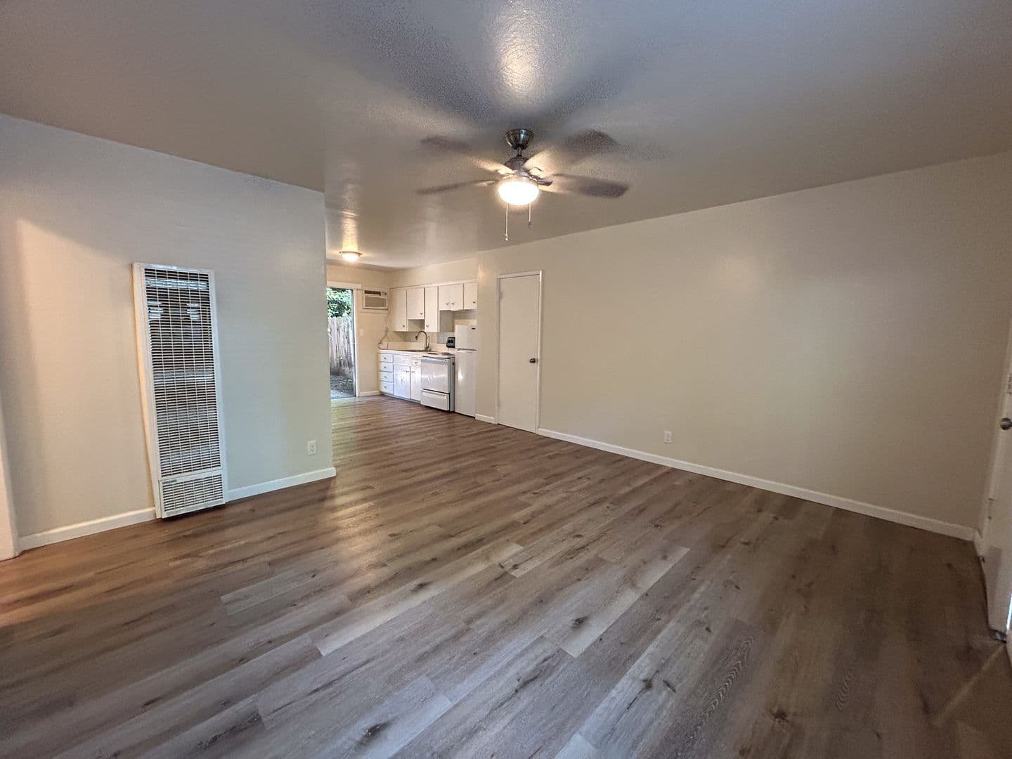 Chico Apartment: 1748 Neal Dow Avenue