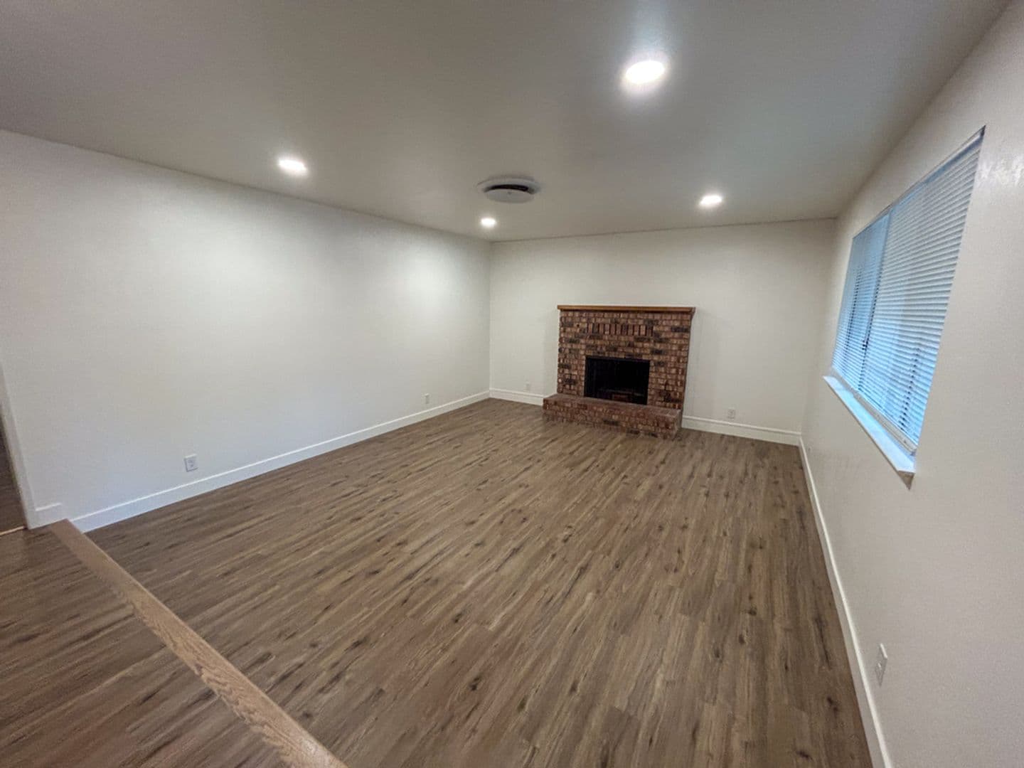 Redding House: 737 Estate St