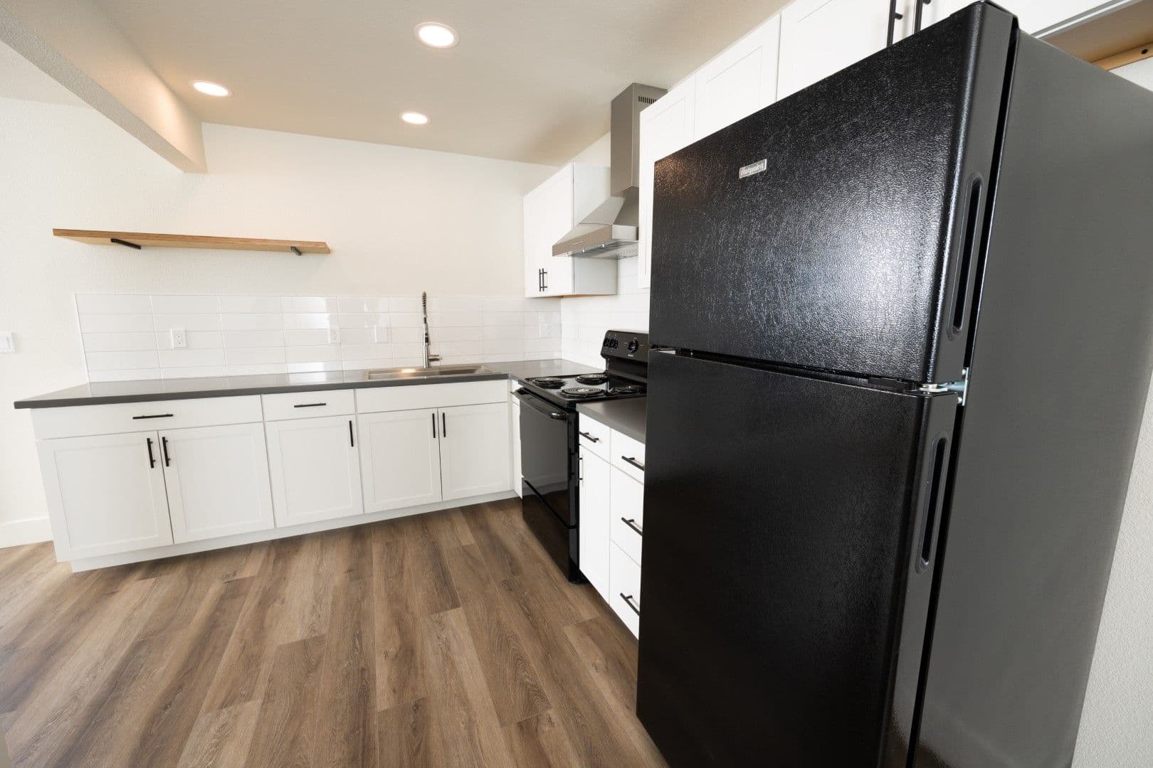 Redding Apartment: 170 Masonic Ave