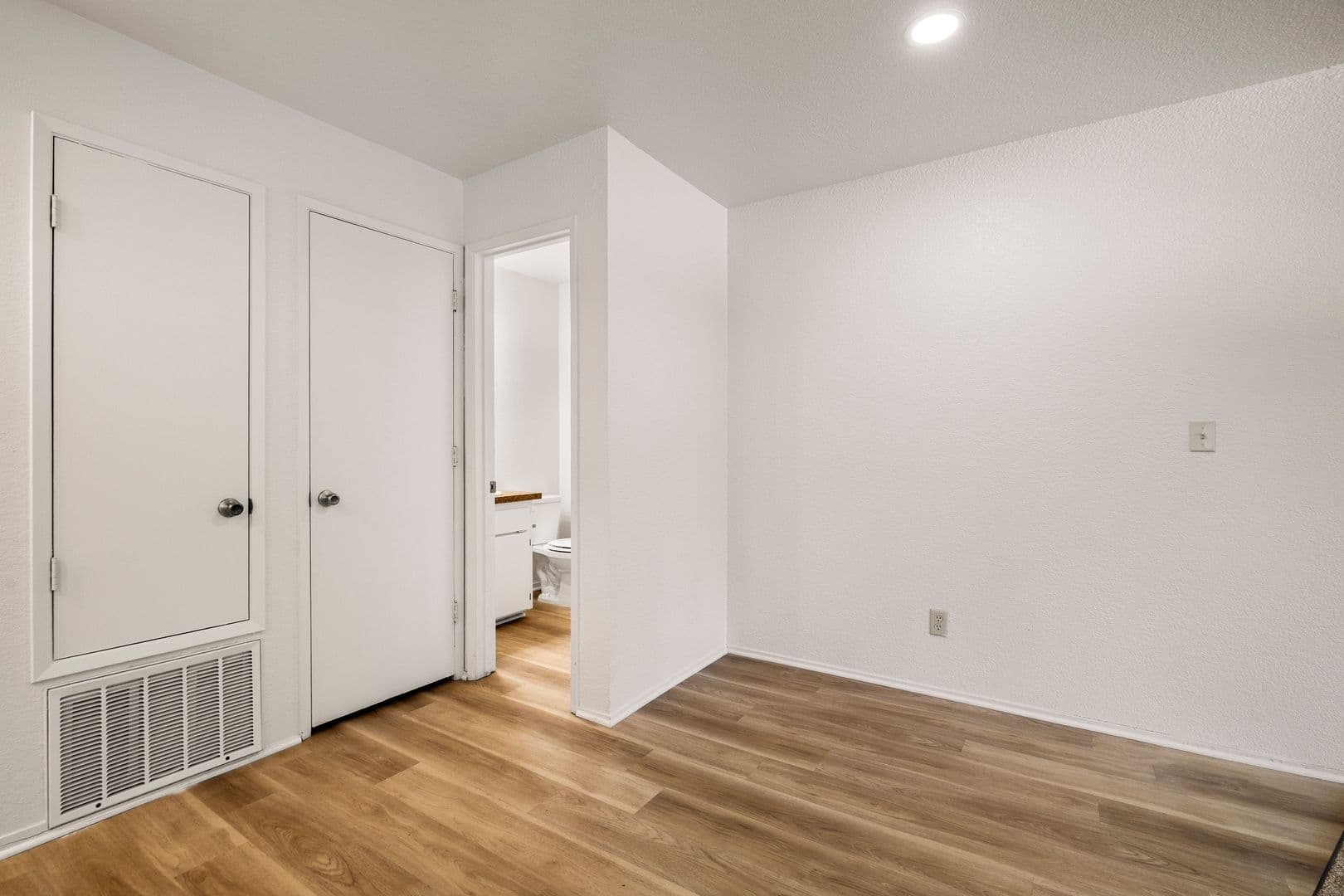 Chico Apartment: 2060 Amanda Way