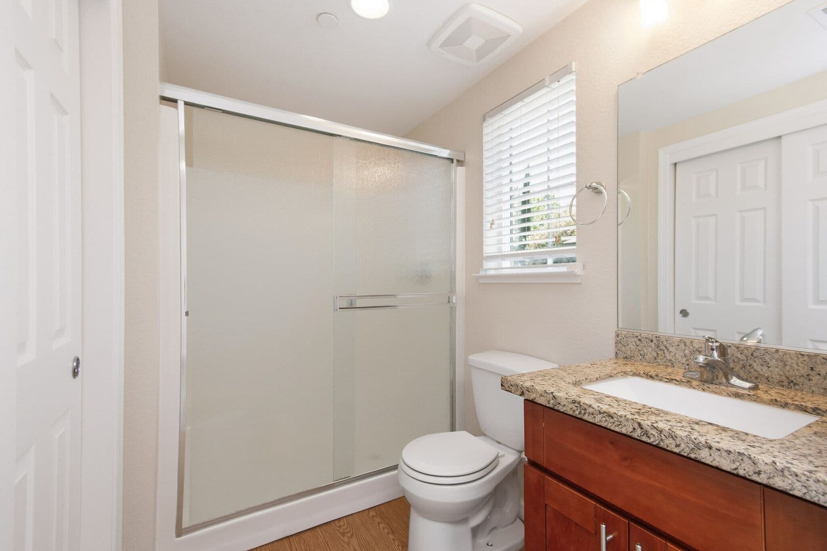 Sacramento Apartment: 5497 Carlson Dr