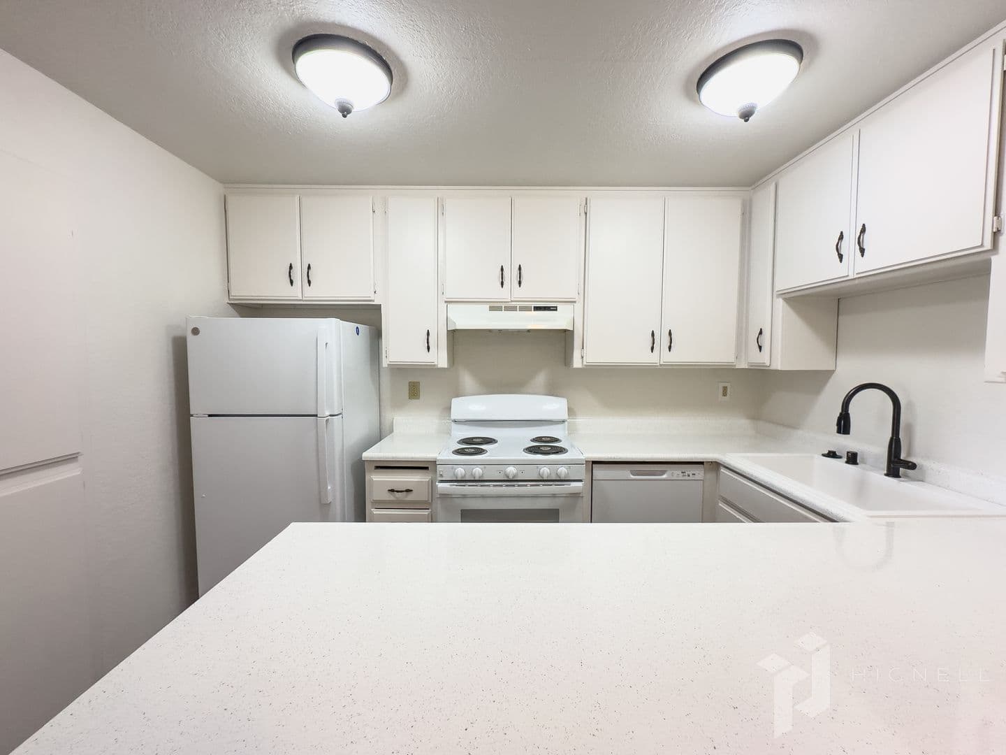 Oroville Apartment: 76-85 Tuscan Villa Dr.
